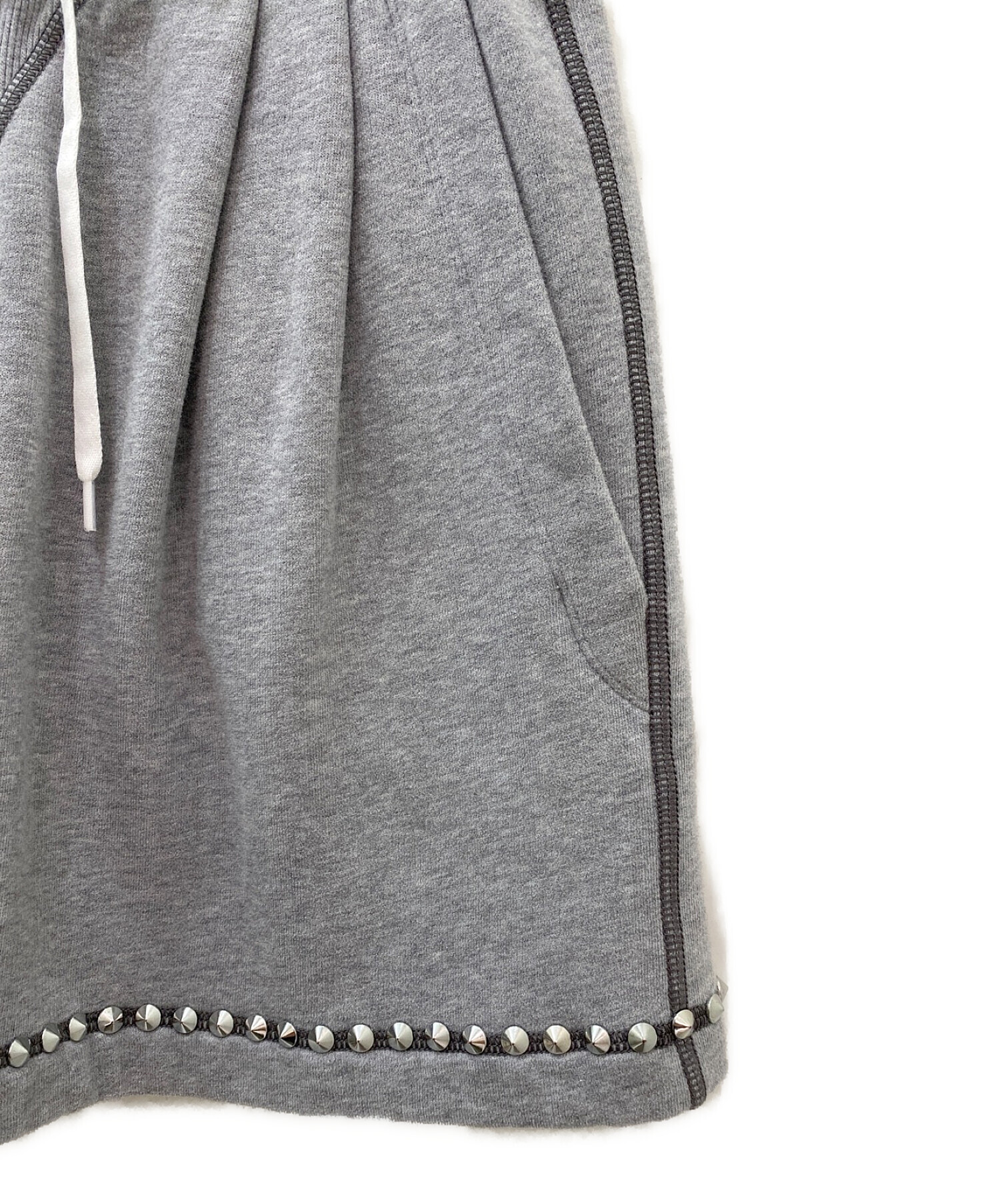 祐出品 中古・古着通販】MIU MIU (ミュウミュウ) ロゴスタッズスウェット