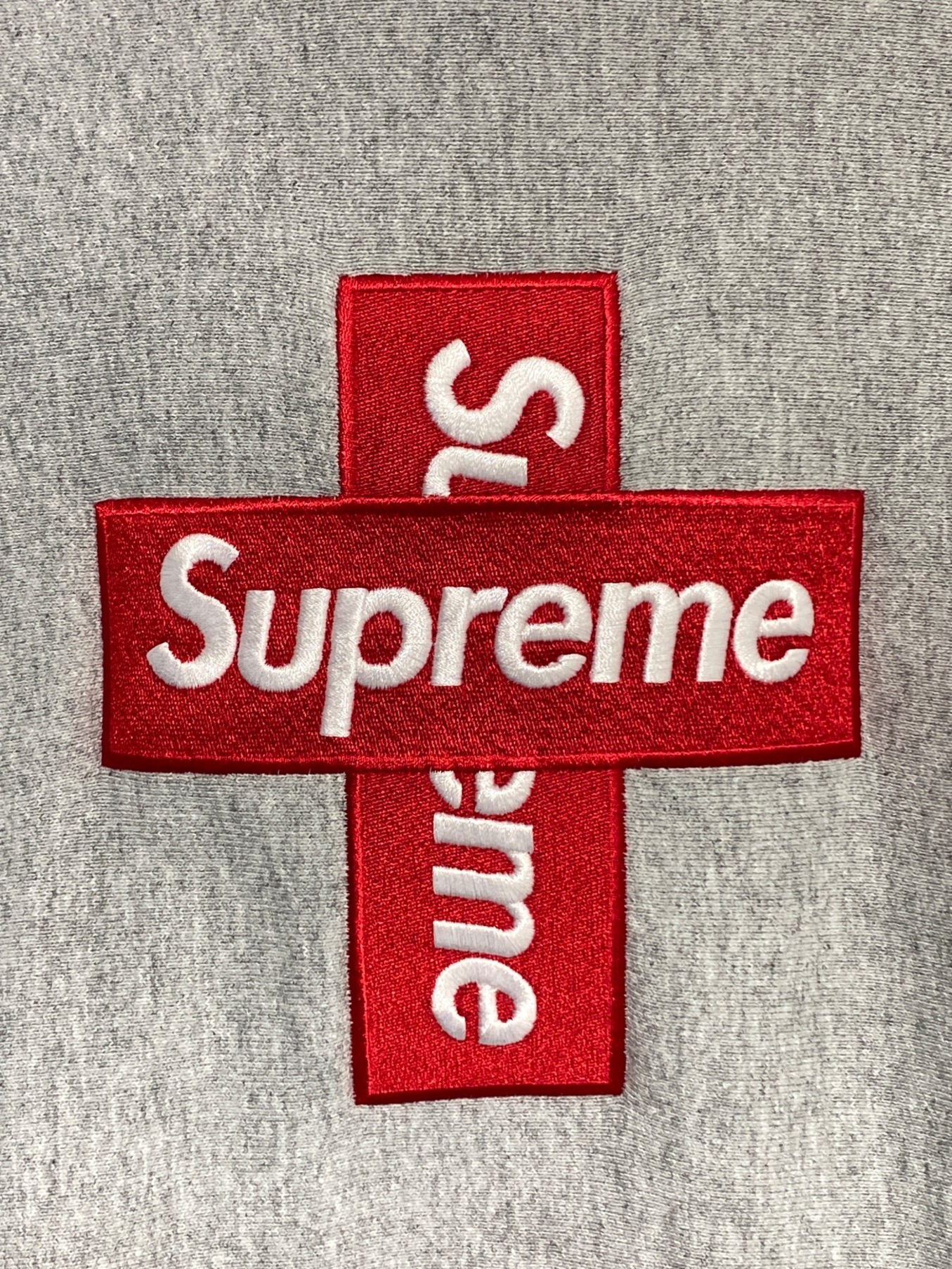美中古 古着 supreme シュプリーム クロスボックスロゴ BOXロゴ 中古・古着通販】SUPREME (シュプリーム) Cross Box Logo Hooded