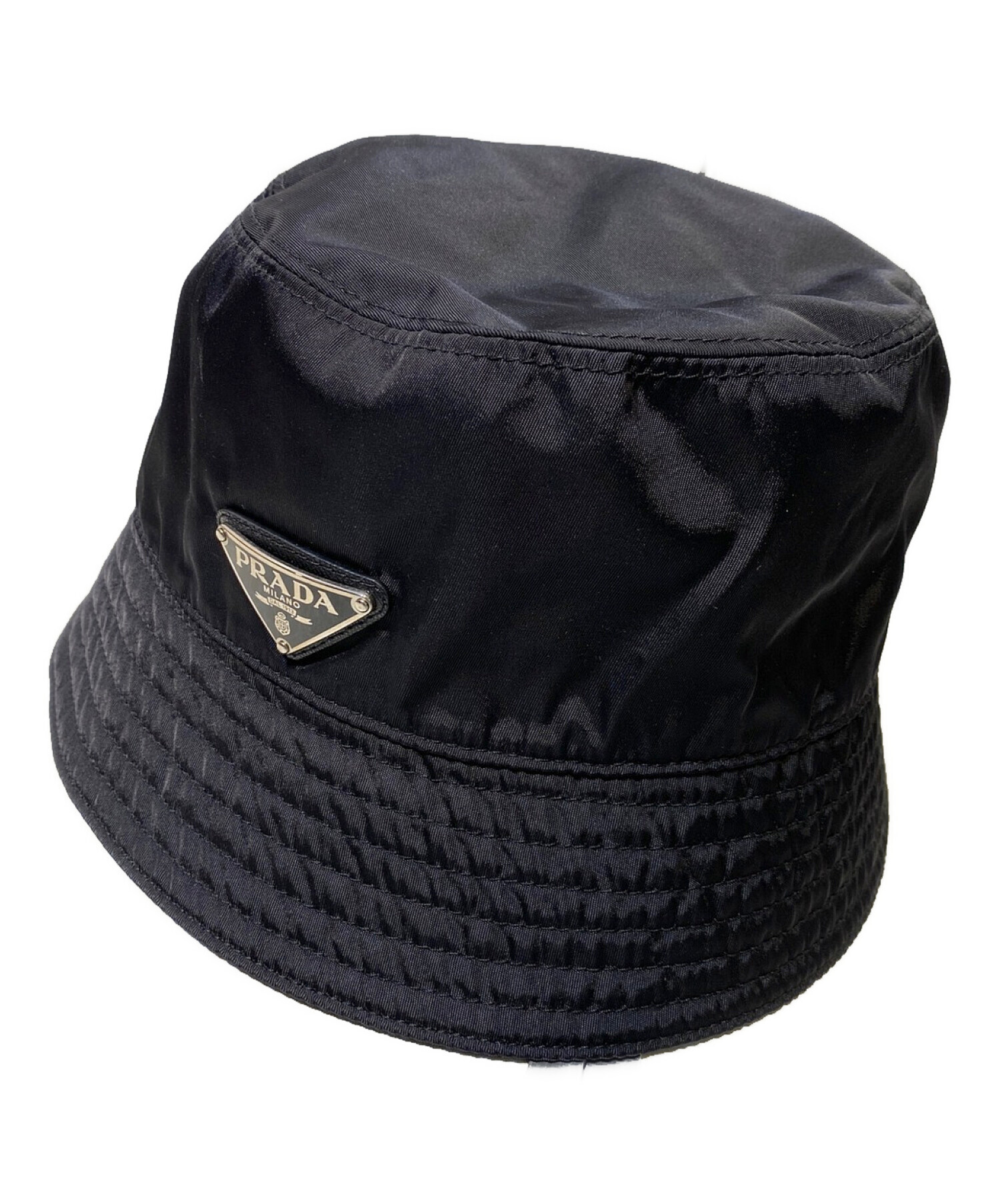 Prada プラダ ロゴプレート バケットハット 【公式通販】