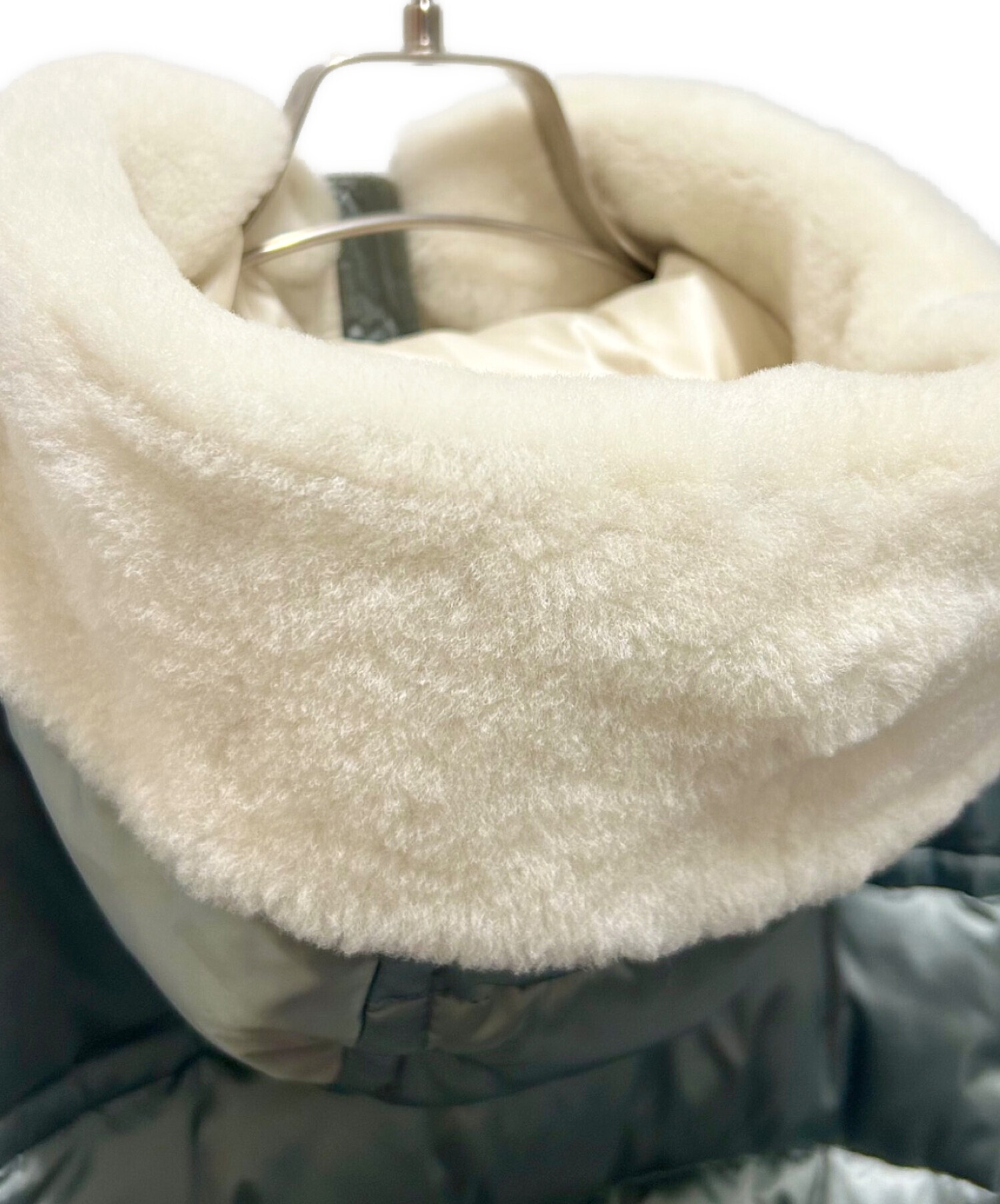 中古・古着通販】PRADA (プラダ) Fur hood down jacket ファーフード 
