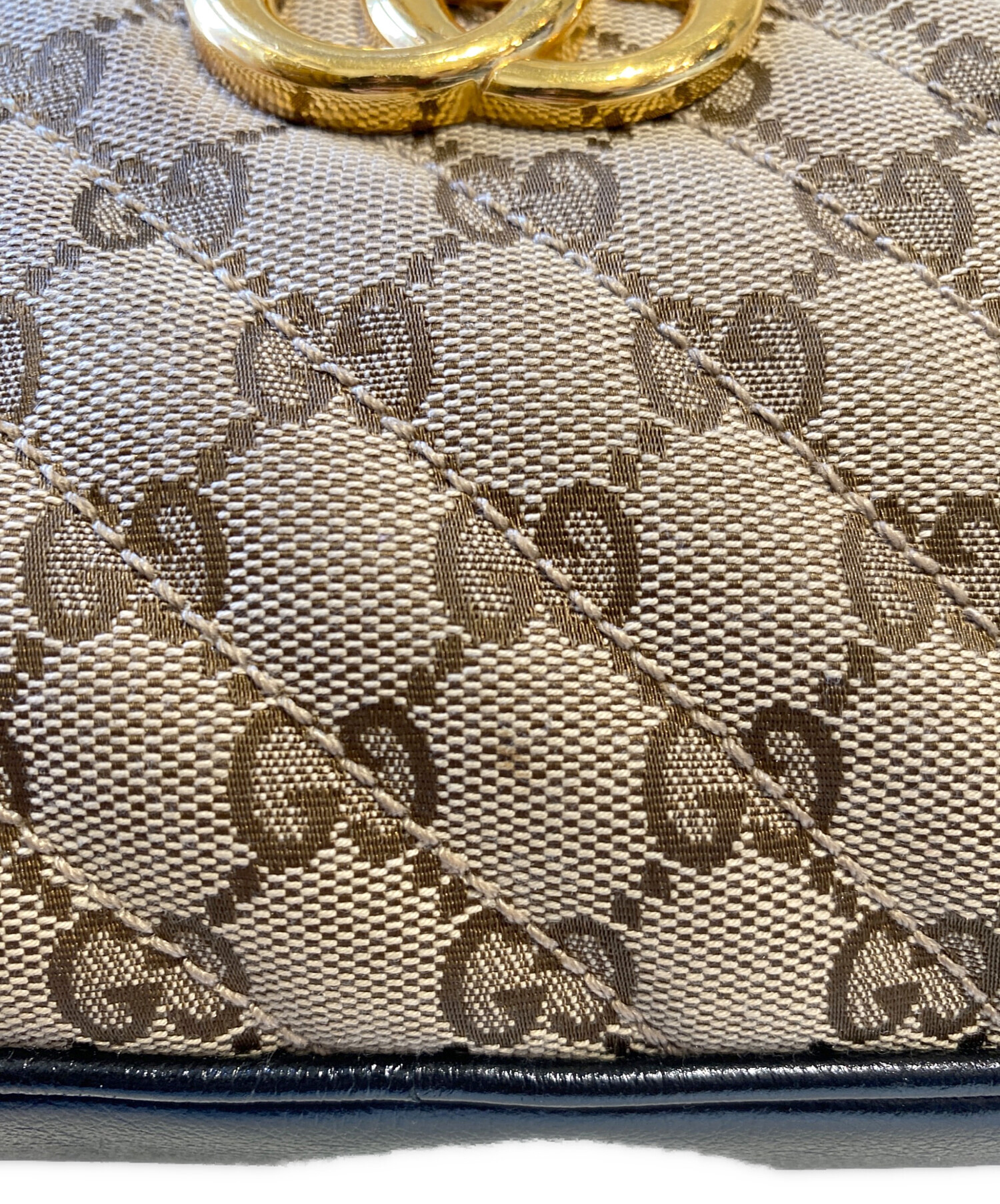 中古・古着通販】GUCCI (グッチ) GGマーモント キルティング スモール