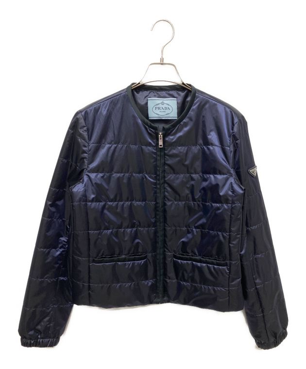 正規品　PRADA レディース　ダウンジャケット　三角プレート 中古・古着通販】PRADA (プラダ) 三角プレートノーカラーライトダウン