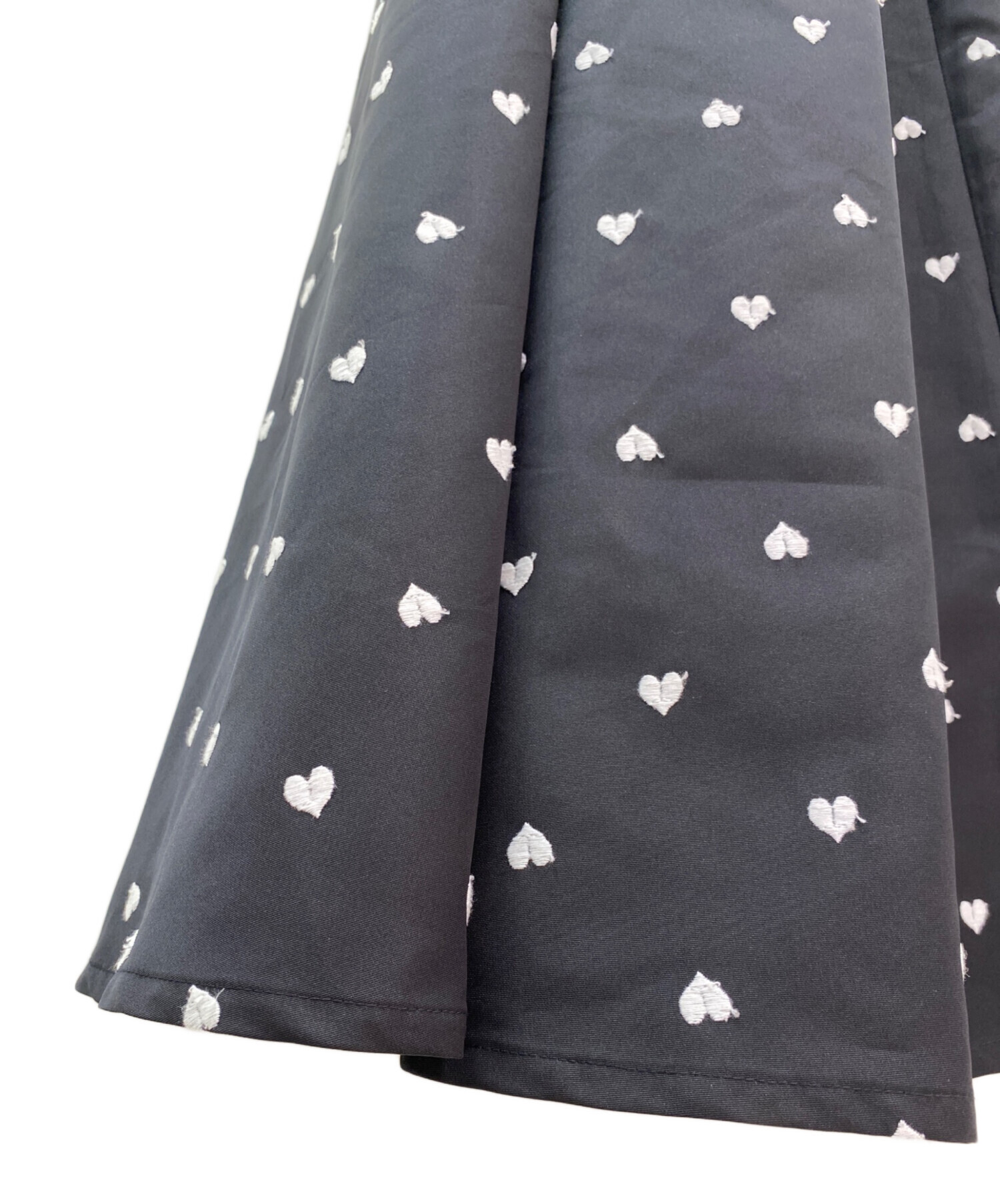 【美品】OBLI グログランハート刺繍ギャザースカート　定価￥38,170 グログランハート刺繍ギャザースカート | ALL ITEM | OBLI