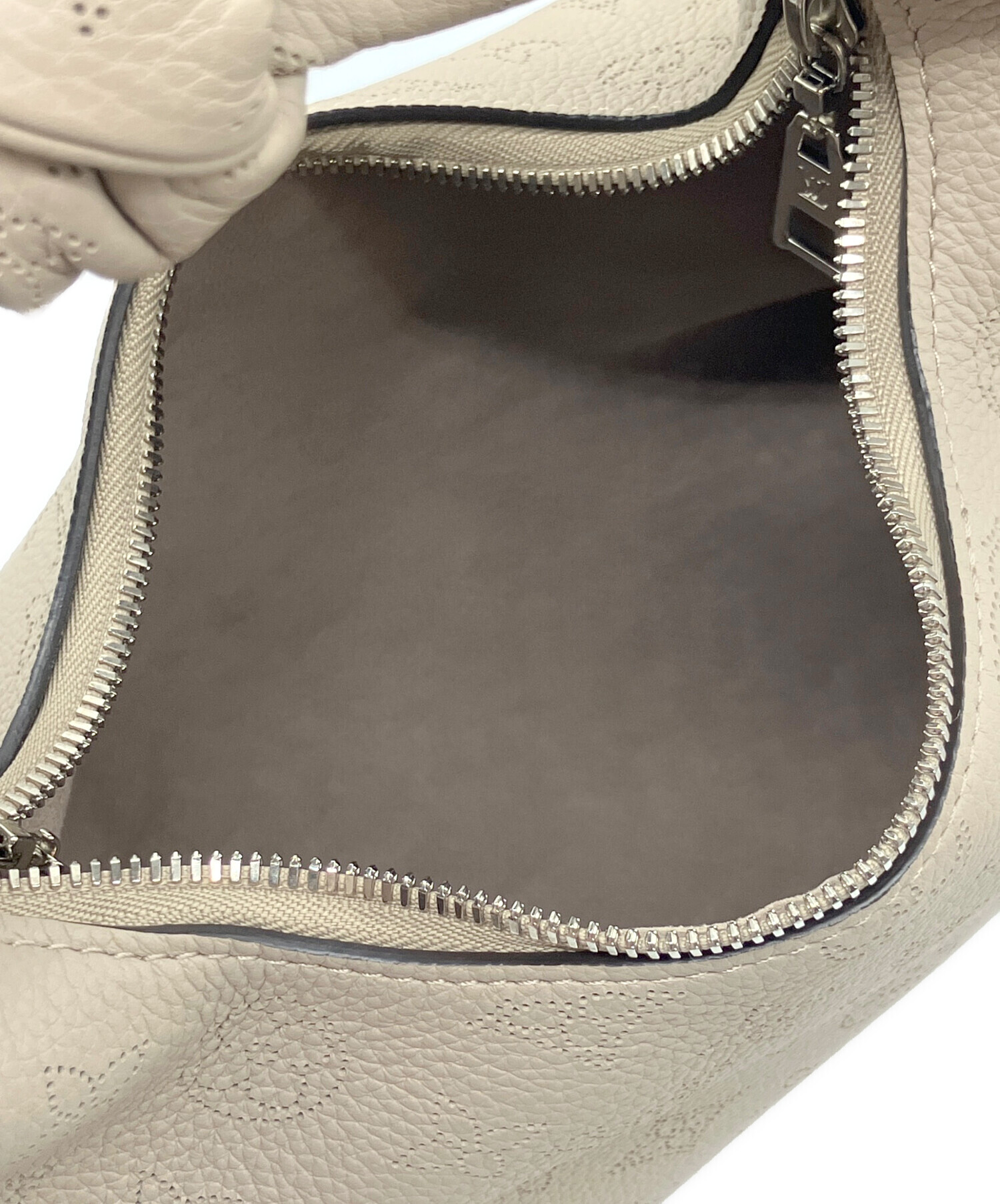 中古・古着通販】LOUIS VUITTON (ルイ ヴィトン) マヒナ ホワイ