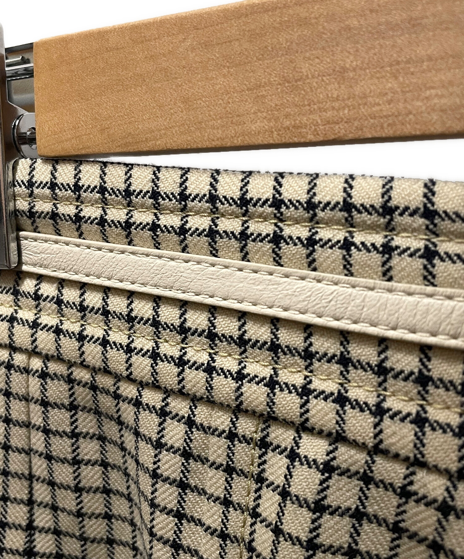 中古・古着通販】GUCCI (グッチ) チェックスカート アイボリー サイズ