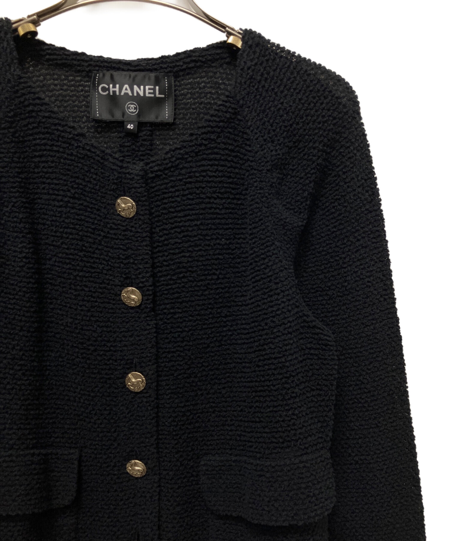【CHANEL】ライトジャケット　カーディガン　ブラック　金ボタン 中古・古着通販】CHANEL (シャネル) ホースボタンニットカーディガン