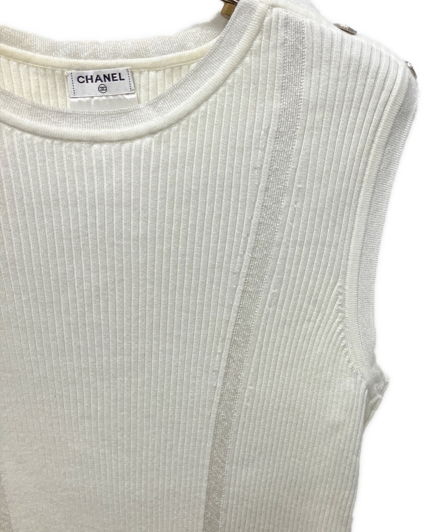 中古・古着通販】CHANEL (シャネル) リブノースリーブニット ホワイト 
