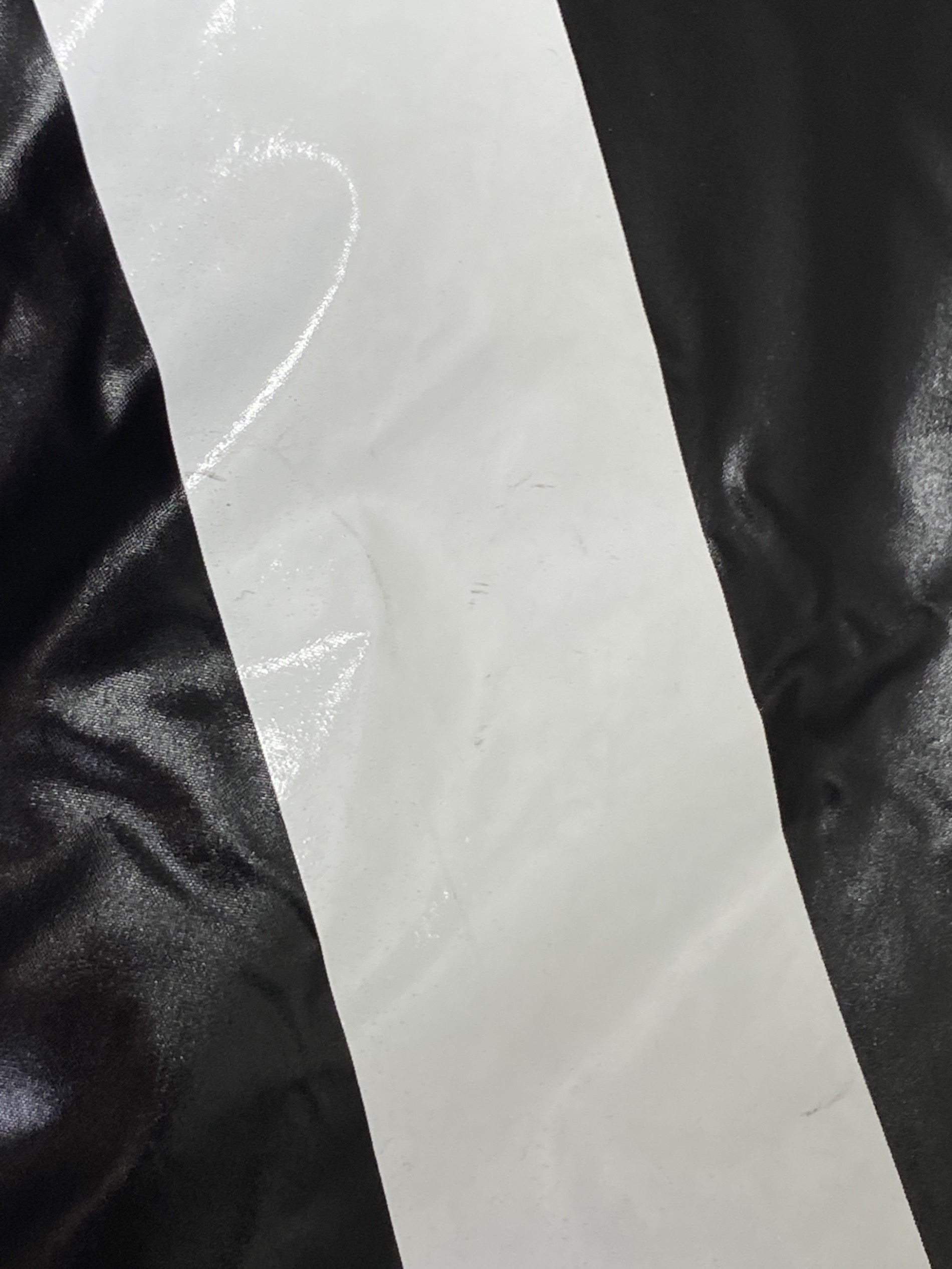 中古・古着通販】VALENTINO (ヴァレンティノ) VLTNロゴダウン 中古・古着通販】VALENTINO (ヴァレンティノ) VLTNロゴダウン