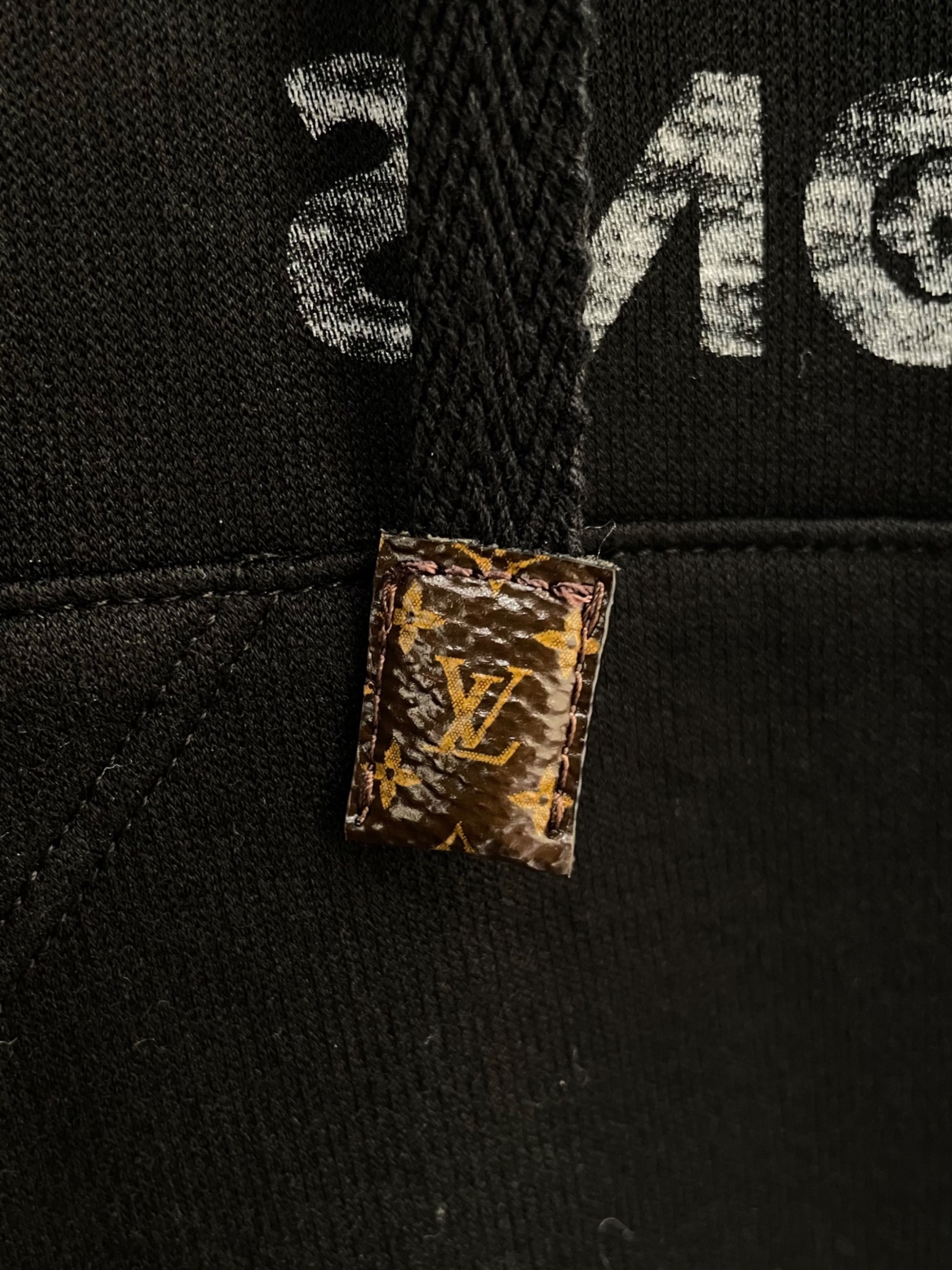 中古・古着通販】LOUIS VUITTON (ルイ ヴィトン) LV Logo Hoodie/ロゴ