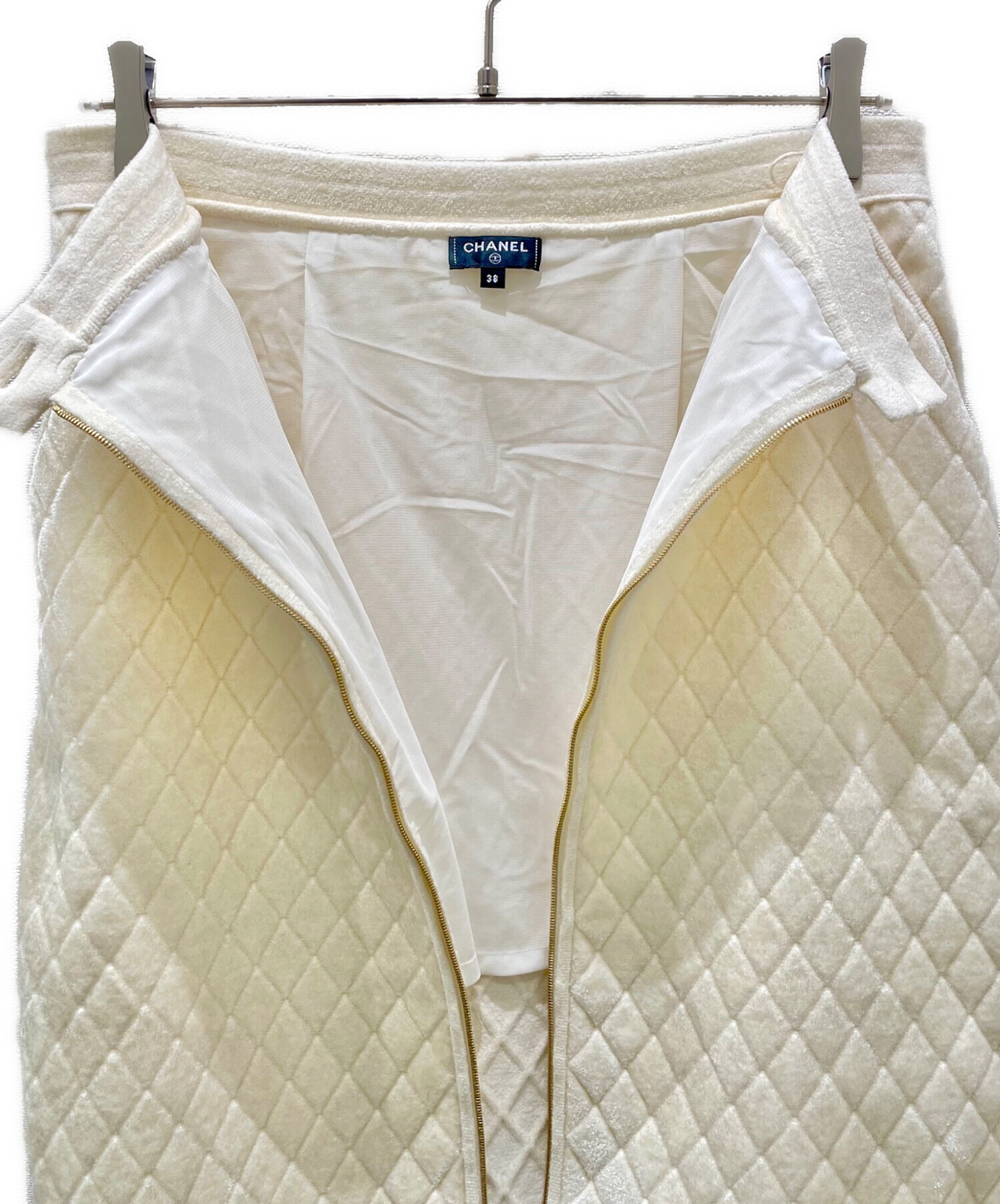 中古・古着通販】CHANEL (シャネル) ココボタン ダイヤキルティング A