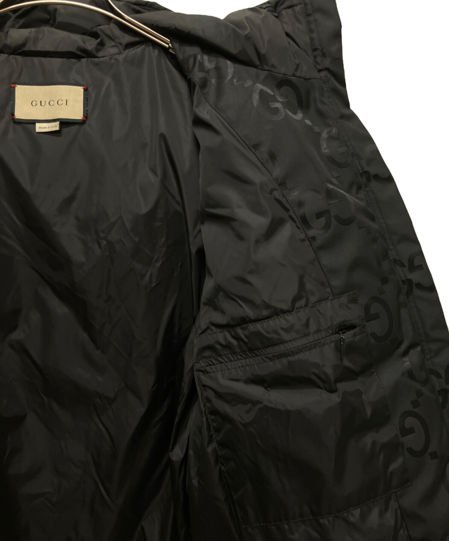 GUCCI ブラック ダウンジャケット 48 中古・古着通販】GUCCI (グッチ) GGジャガードダウンジャケット