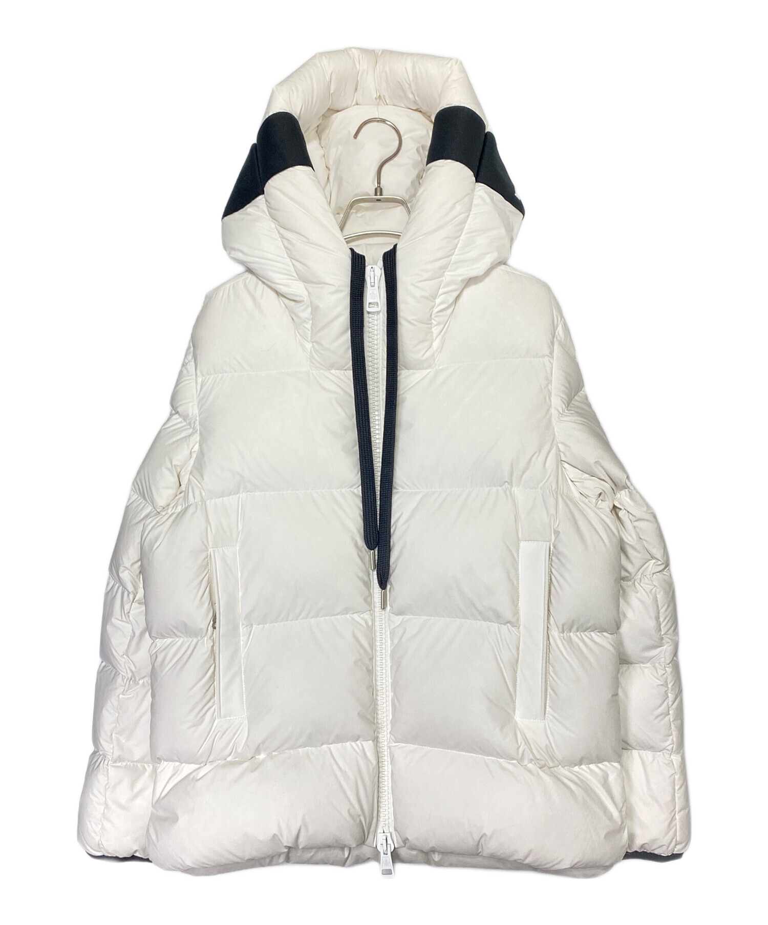 MONCLER ホワイトダウンジャケット ホワイト Candes ショートダウンジャケット : ショートダウン