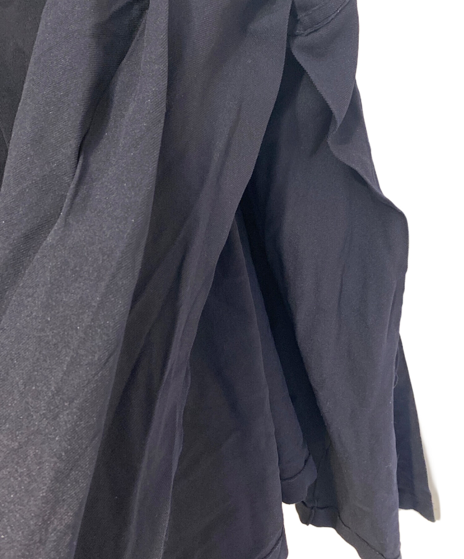 中古・古着通販】COMME des GARCONS (コムデギャルソン) デザイン 中古・古着通販】COMME des GARCONS (コムデギャルソン) デザイン