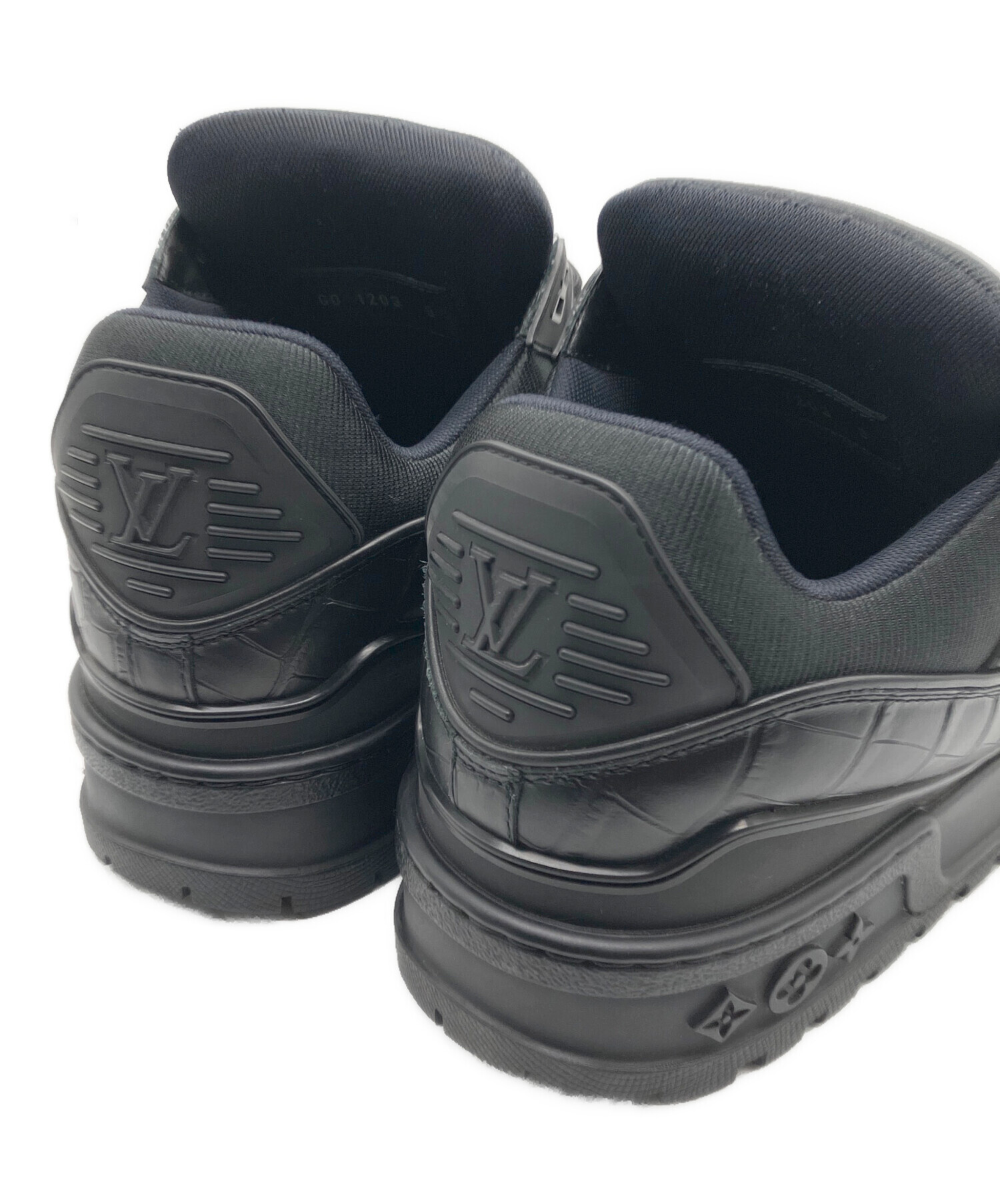 LV ルイ・ヴィトン　クロコ型押し　スニーカー LOUIS VUITTON - ルイヴィトン 型押しクロコダイル スニーカー 美品