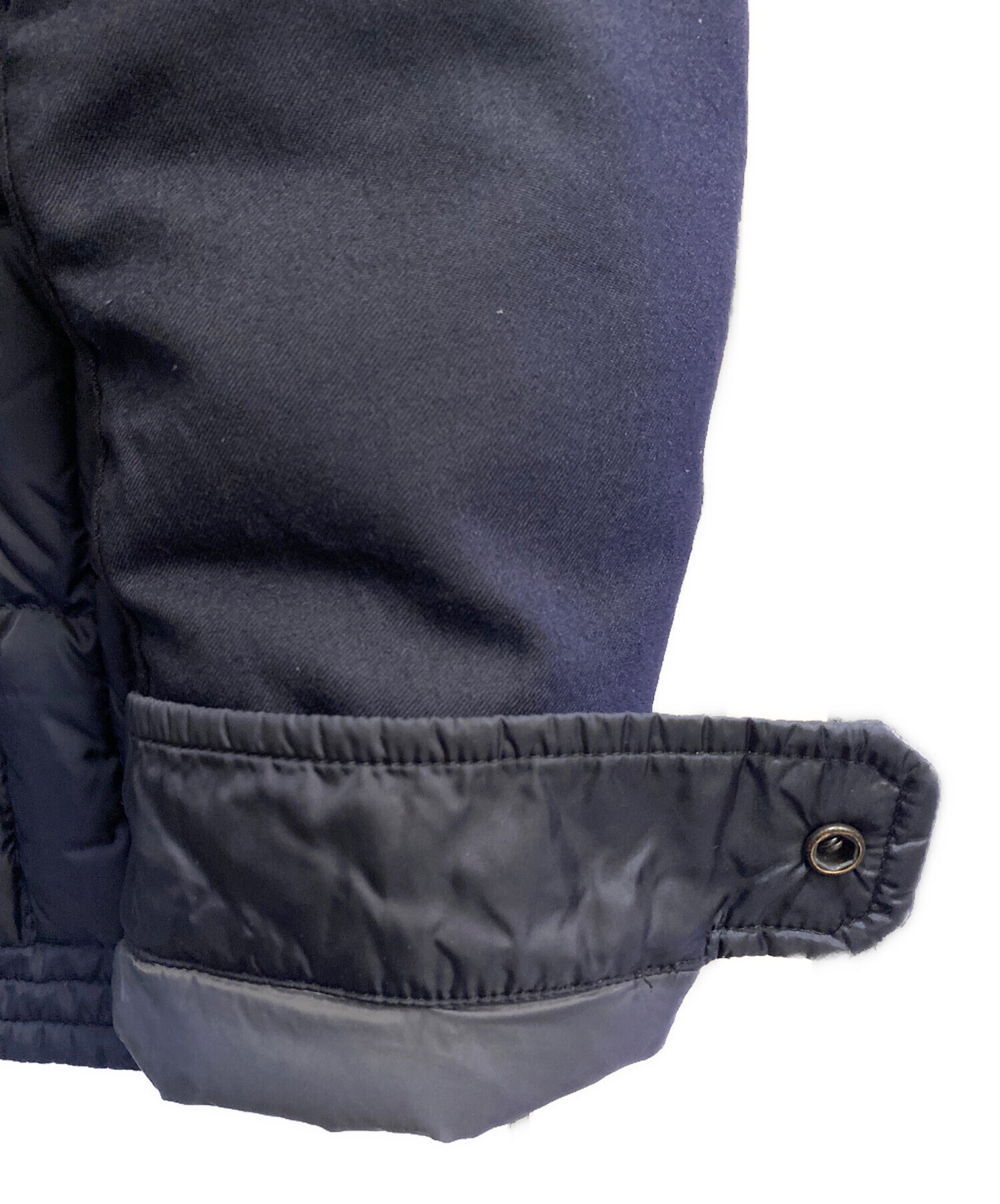 【鑑定済美品】MONCLER GARD ライダース 型ダウンジャケット 紺 2 鑑定済美品】MONCLER GARD ライダース 型ダウンジャケット 紺 2 【公式