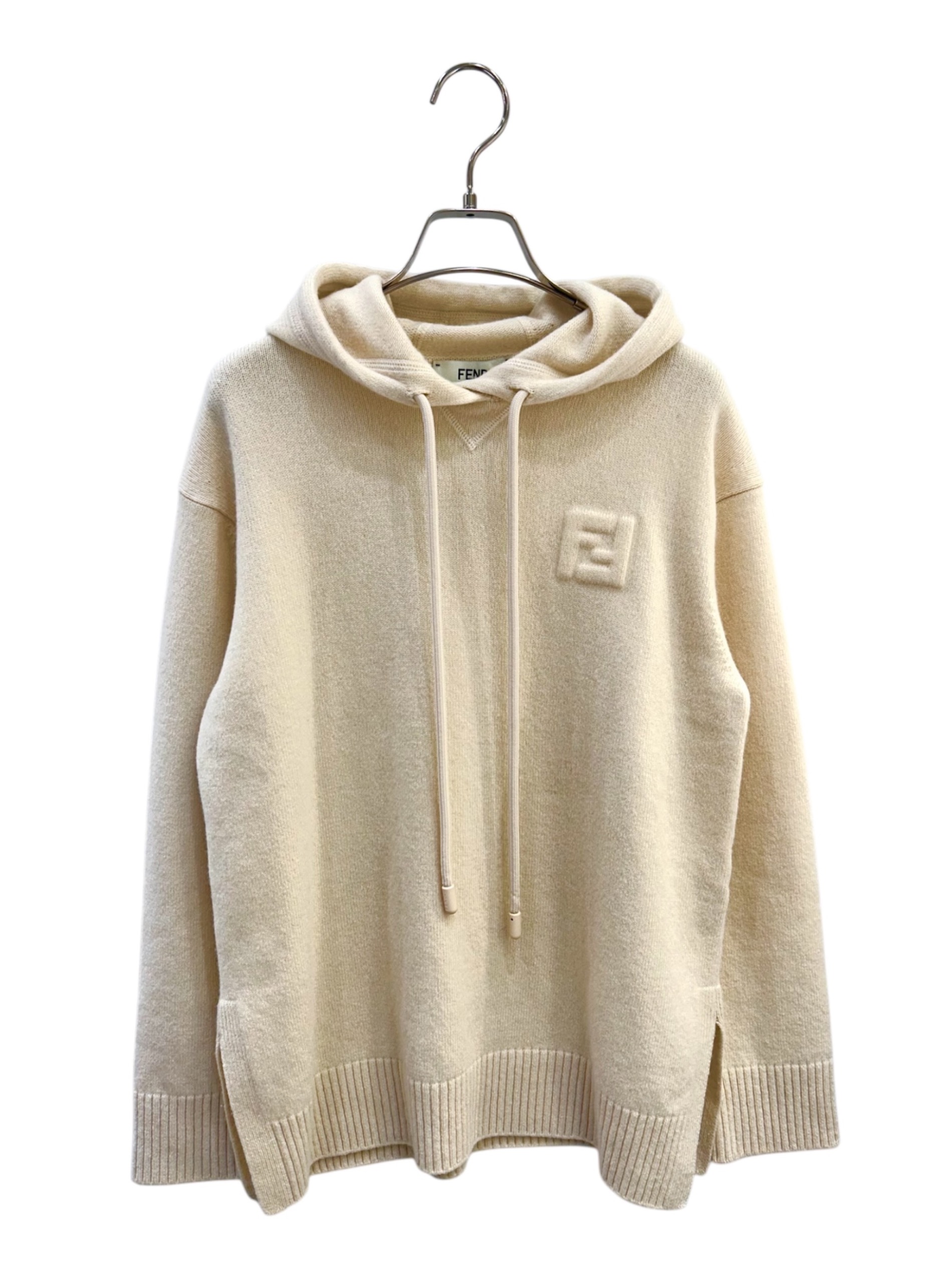 Fndiページ 中古・古着通販】FENDI (フェンディ) エンボスロゴニットパーカー