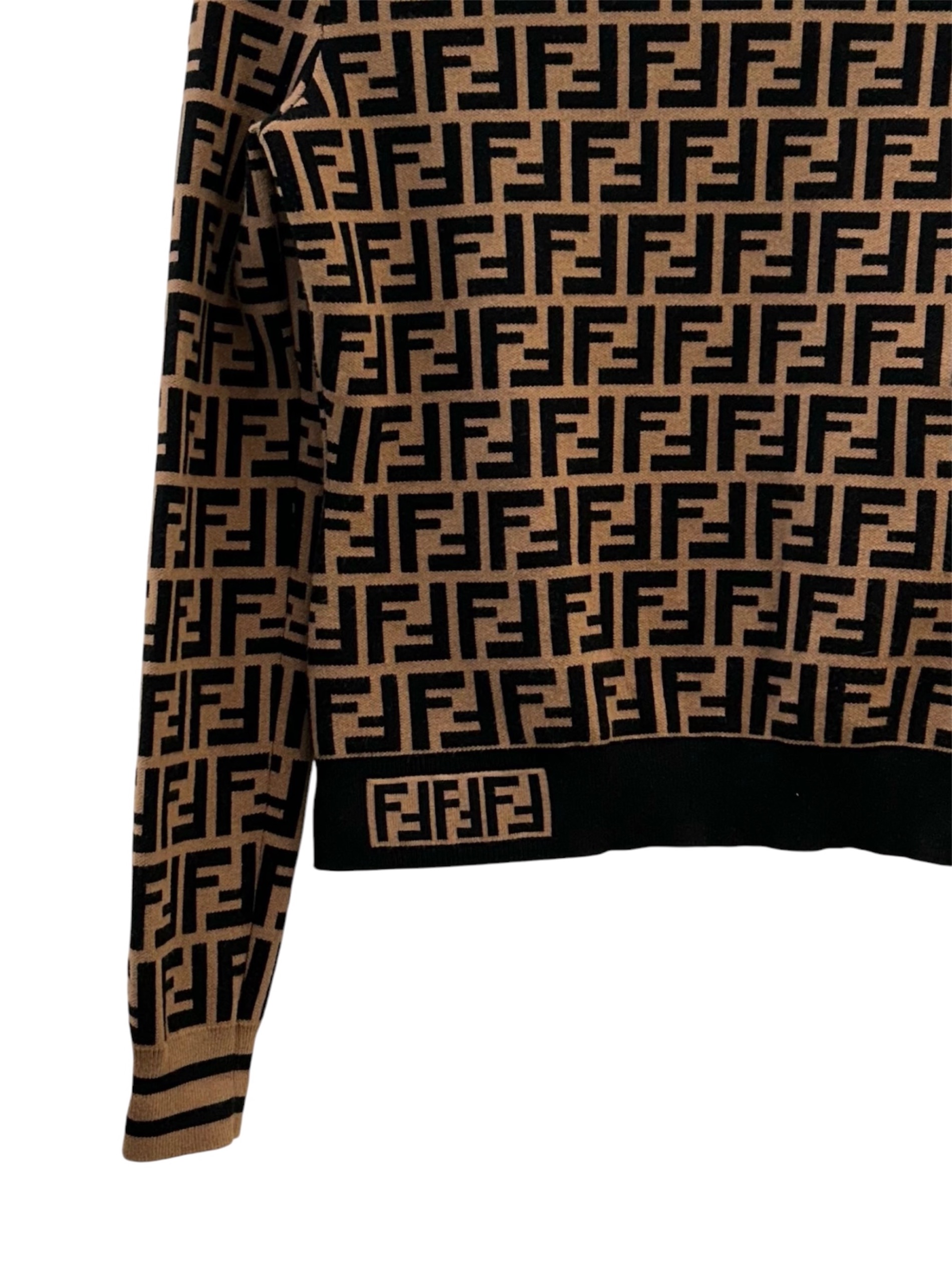 中古・古着通販】FENDI (フェンディ) ズッカ柄 ニット ブラウン