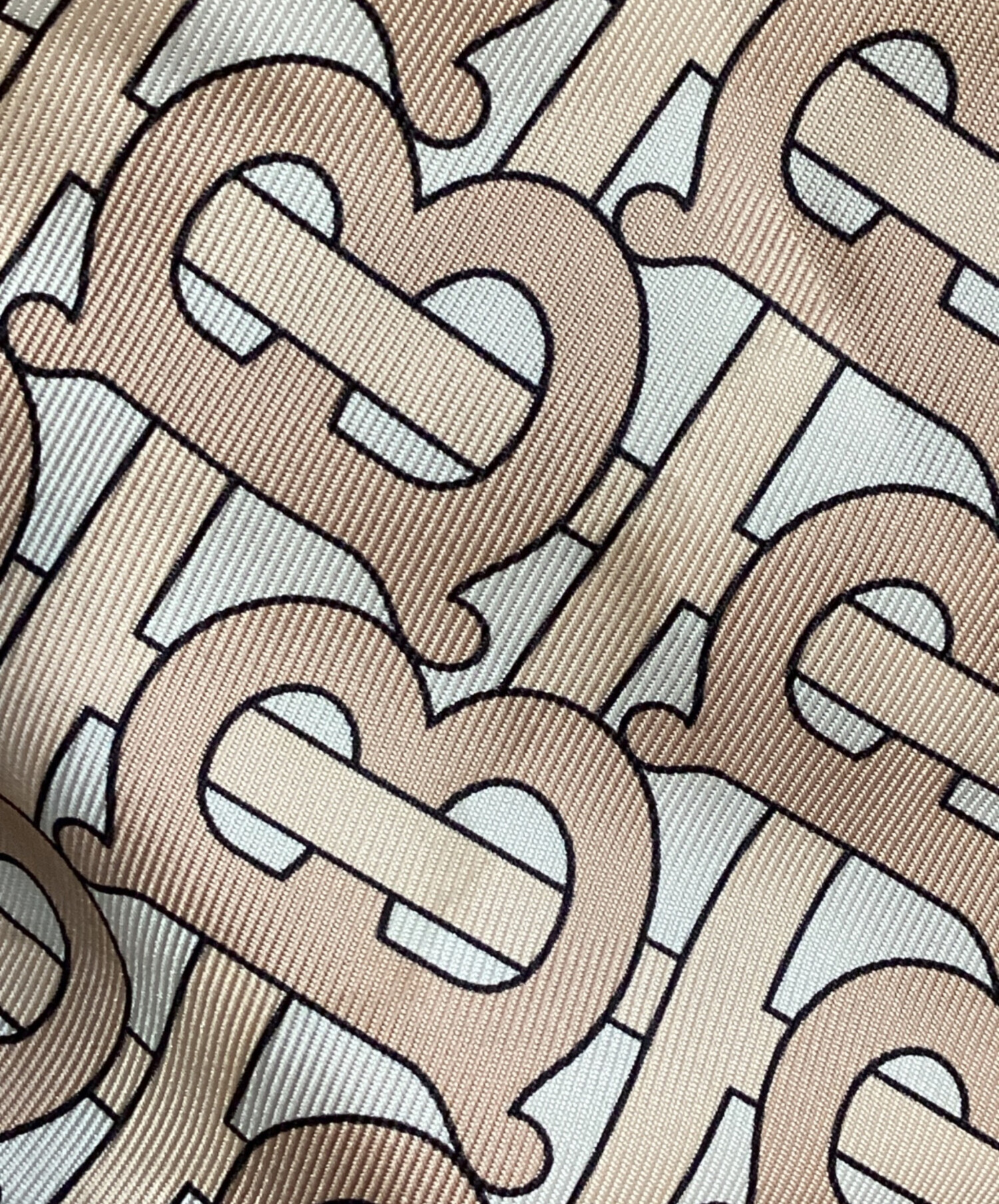 [必見！良柄！未使用タグ付き！]Burberry's ビンテージ シルク100％ 中古・古着通販】BURBERRY (バーバリー) TBモノグラムシルクシャツ