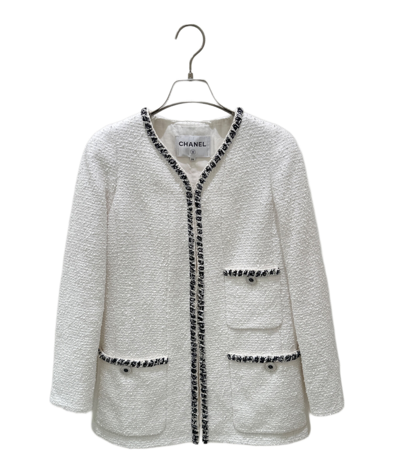 未使用★CHANEL★ホワイト★ツイード★ライオン★ダブルジャケット シャネル ジャケット CHANEL ホワイト アイボリー ライオン CC ボタン