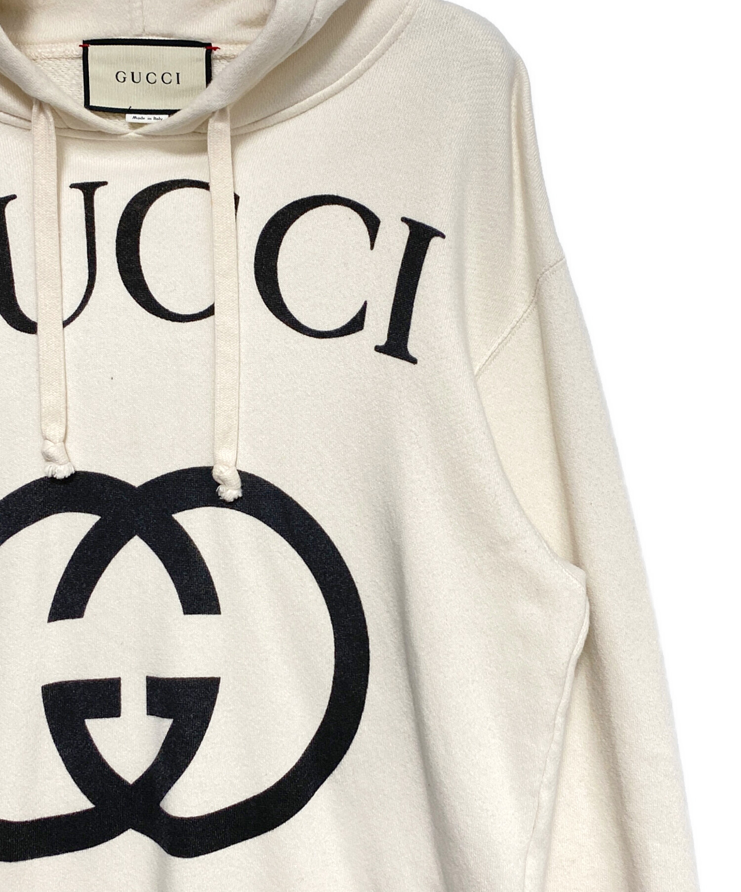 GUCCI ロゴ入り クリーム色 パーカー 中古・古着通販】GUCCI (グッチ) インターロッキングロゴパーカー