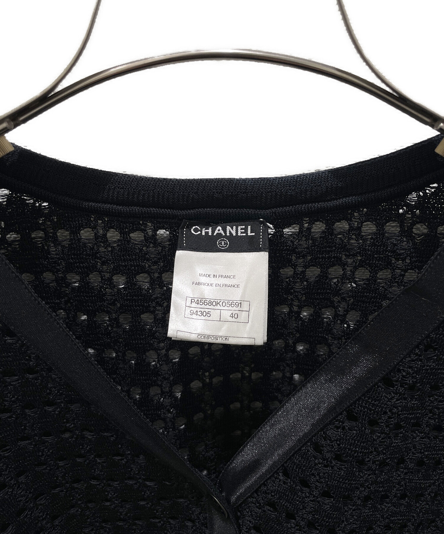 CHANEL - CHANEL2004年天道虫の透かし編みカーディガン(38) 中古・古着通販】CHANEL (シャネル) ココボタン透かし編みカーディガン