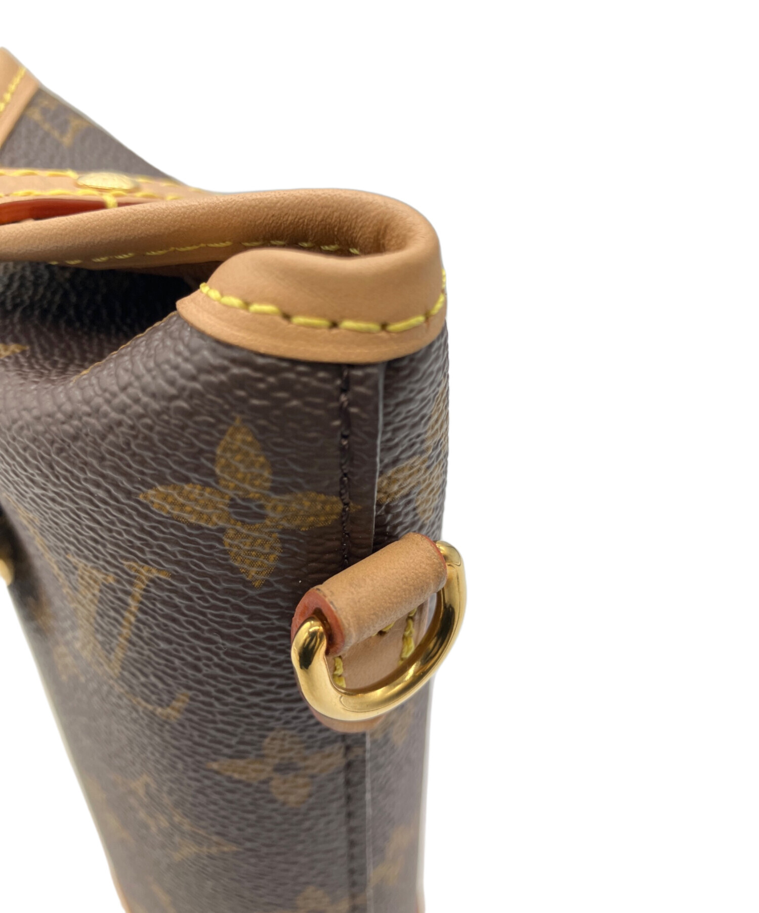 Louis Vuitton ベージュ ショルダーバッグ　ポーチ Louis Vuitton ベージュ ショルダーバッグ ポーチ フォールド・ミー