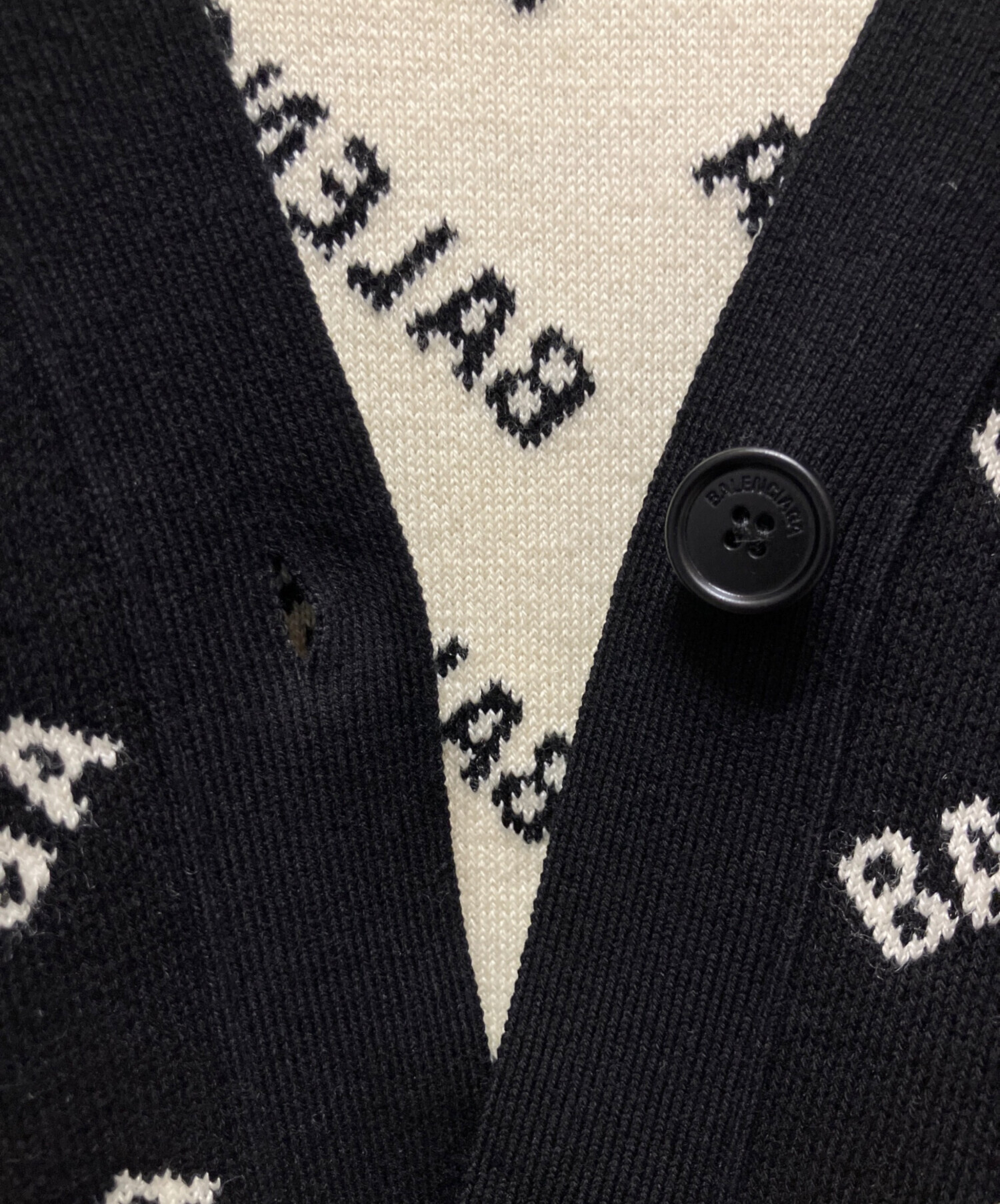 バレンシアガ ジャカード ロゴ カーディガン BALENCIAGA ロゴ