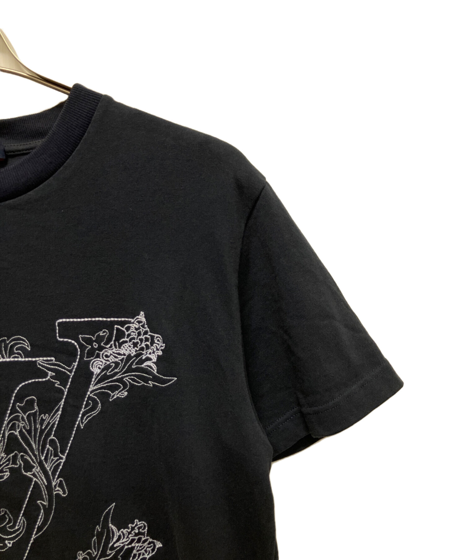 LOUIS VUITTON Tシャツ　元値15万円ほど　着丈Mサイズ相当 LOUIS VUITTON 半袖Tシャツ LVブリックロゴTシャツ RM191 LVO HGY97W