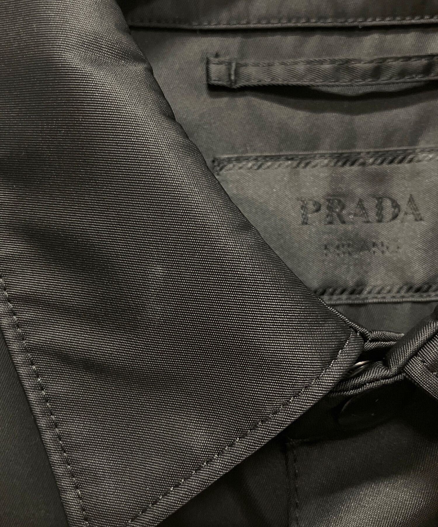 中古・古着通販】PRADA (プラダ) 20AW Re-Nylon 三角プレート シャツ