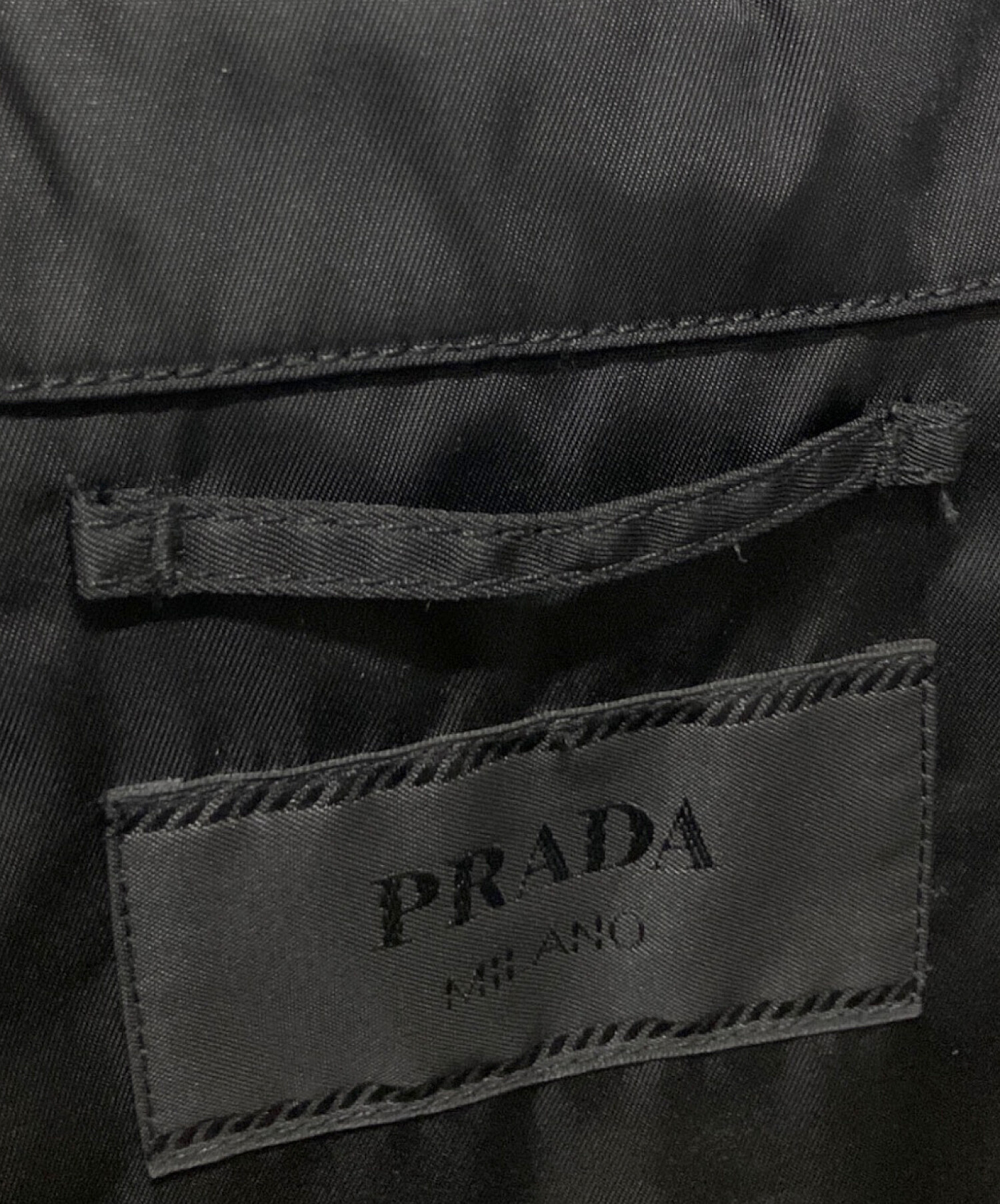 中古・古着通販】PRADA (プラダ) 20AW Re-Nylon 三角プレート シャツ