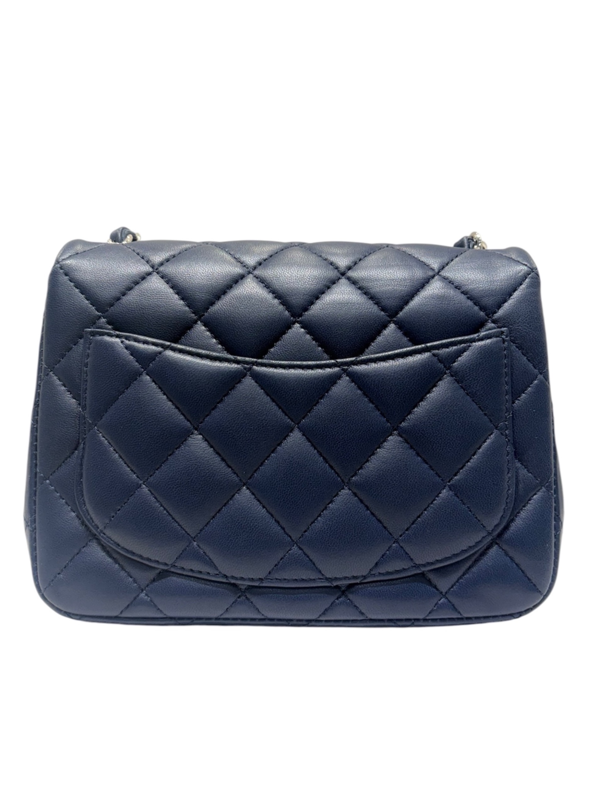 中古・古着通販】CHANEL (シャネル) ミニマトラッセチェーンショルダー 中古・古着通販】CHANEL (シャネル) ミニマトラッセチェーンショルダー