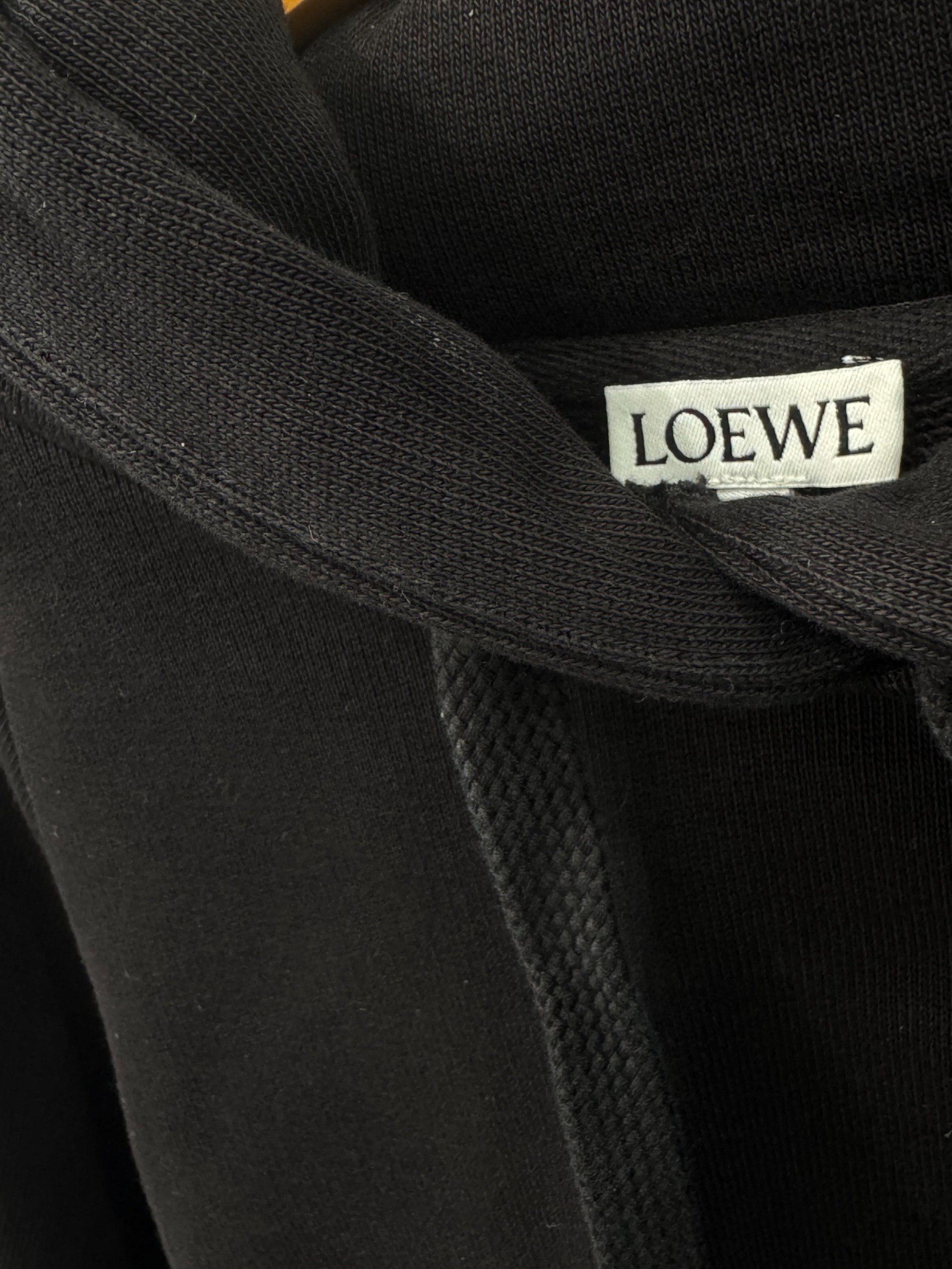 LOEWE アナグラム クロップド パーカー ブラック 中古・古着通販】LOEWE (ロエベ) アナグラムパッチクロップドパーカー