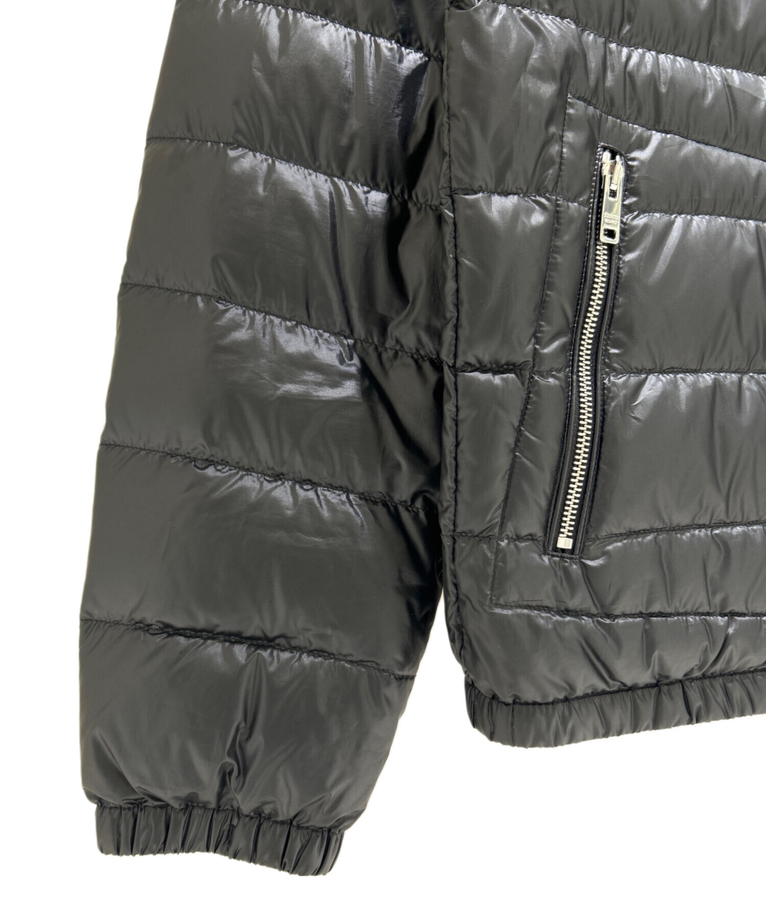 中古・古着通販】PRADA (プラダ) ロゴプレートダウンジャケット SGA506