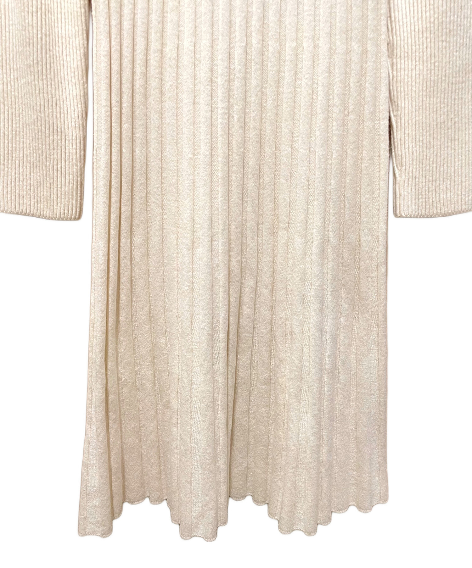 中古・古着通販】CHANEL (シャネル) ニットワンピース ベージュ サイズ