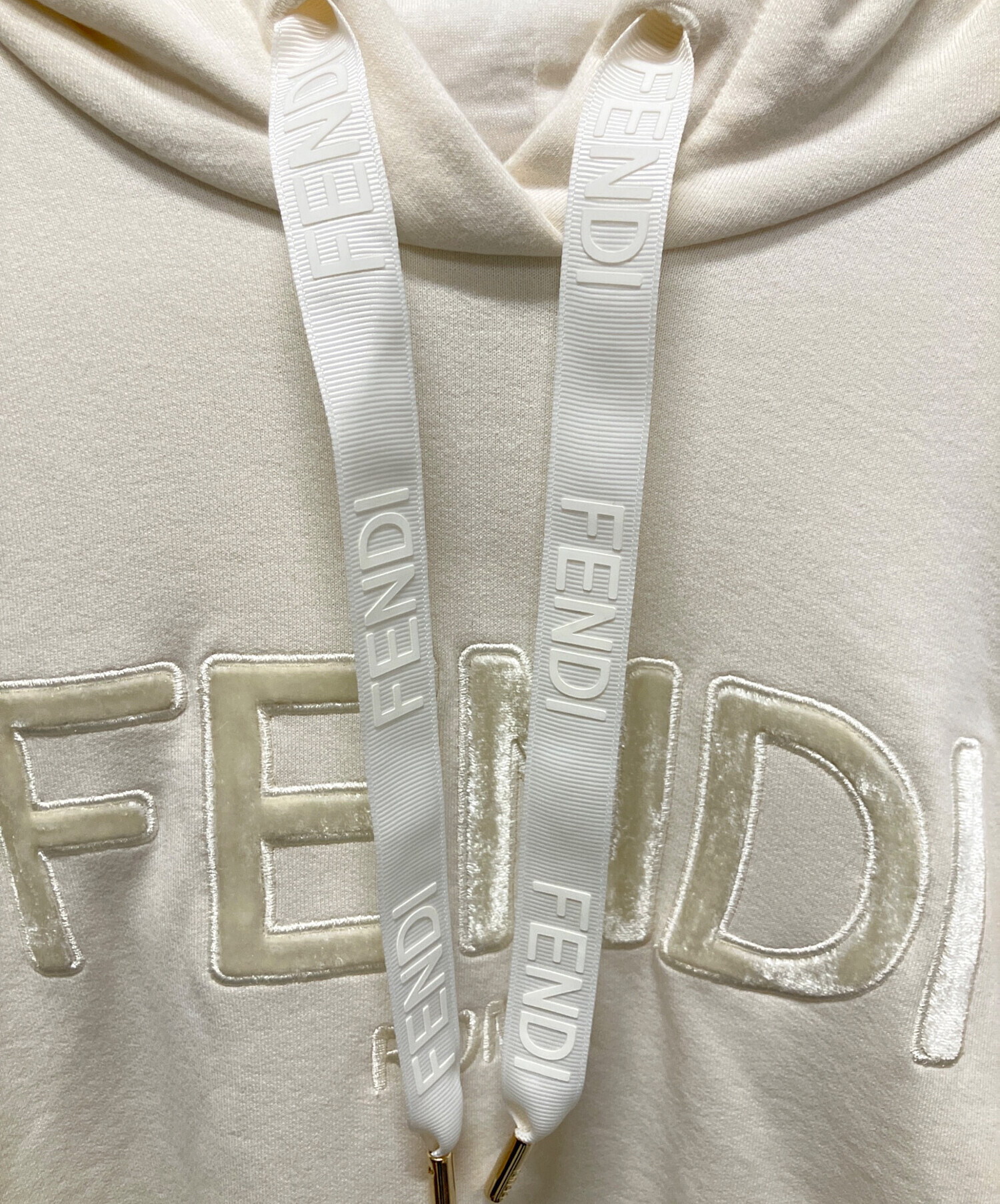 中古・古着通販】FENDI (フェンディ) クロップドロゴパーカー