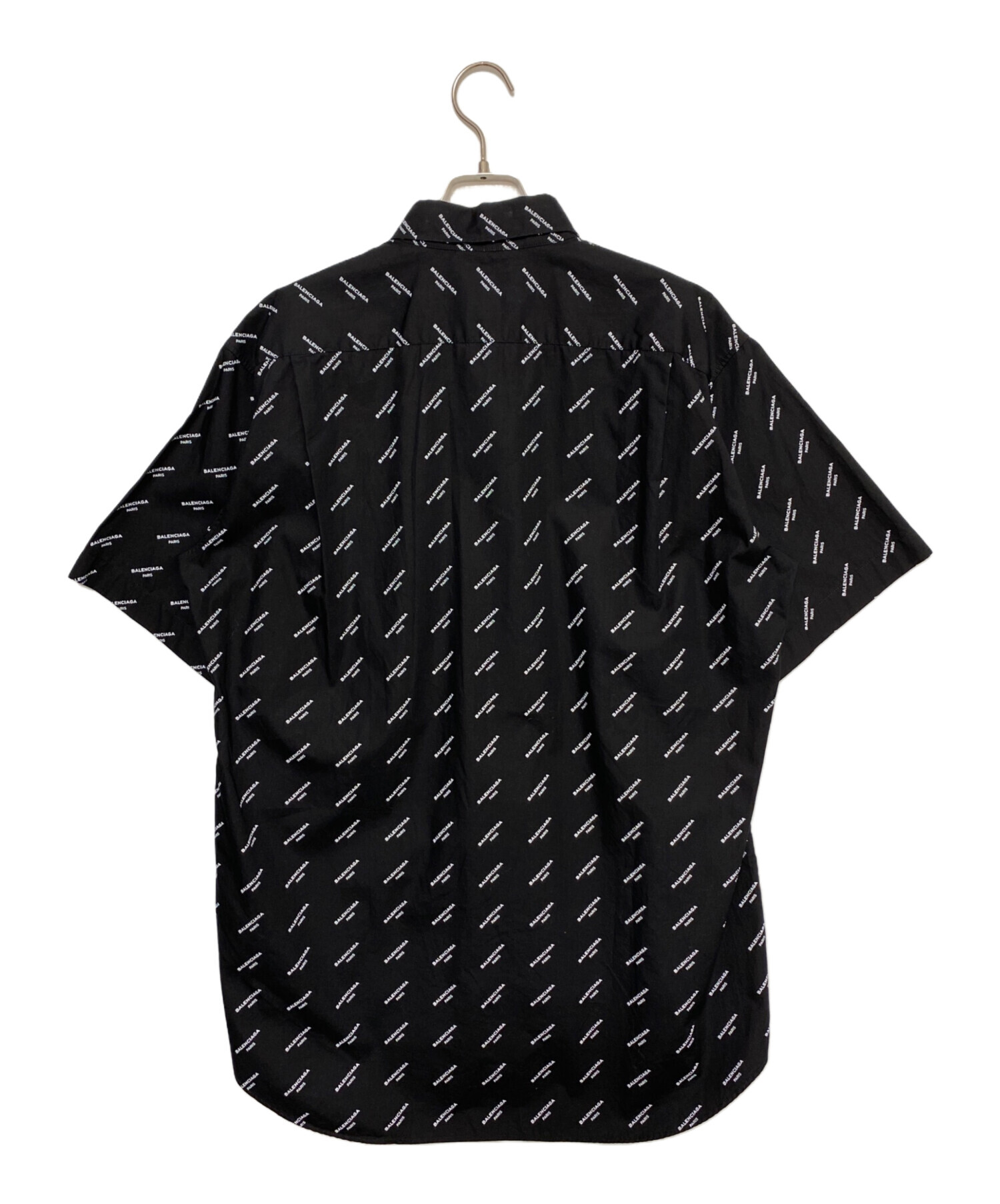 美品BALENCIAGA オーバーサイズシャツ 無地ブラック ロゴバックプリント BALENCIAGA オーバーサイズシャツ 無地ブラック ロゴバックプリント