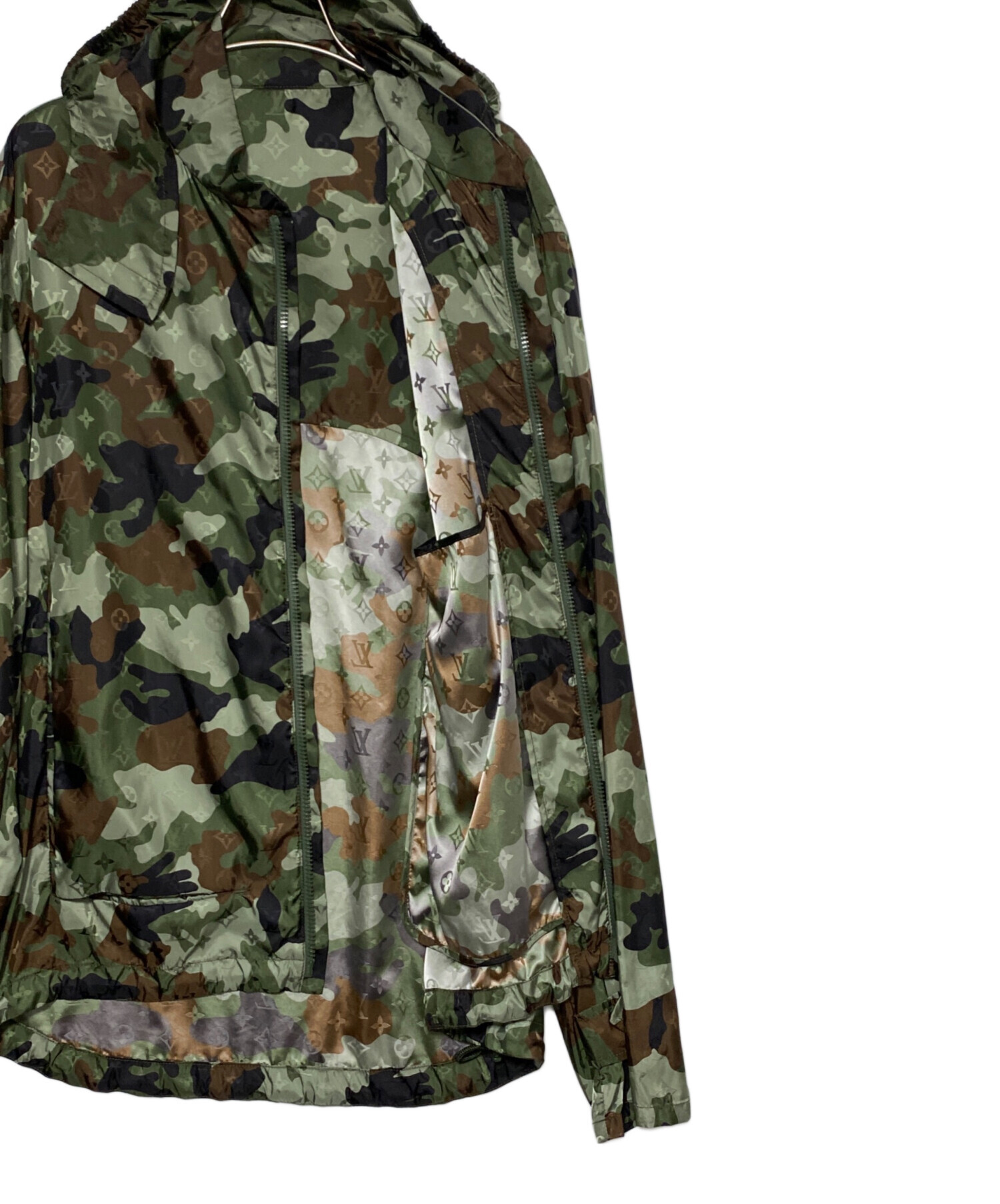 カモフラージュ ナイロンジャケット ルイ・ヴィトン 中古・古着通販】LOUIS VUITTON (ルイ ヴィトン) カモウィンド