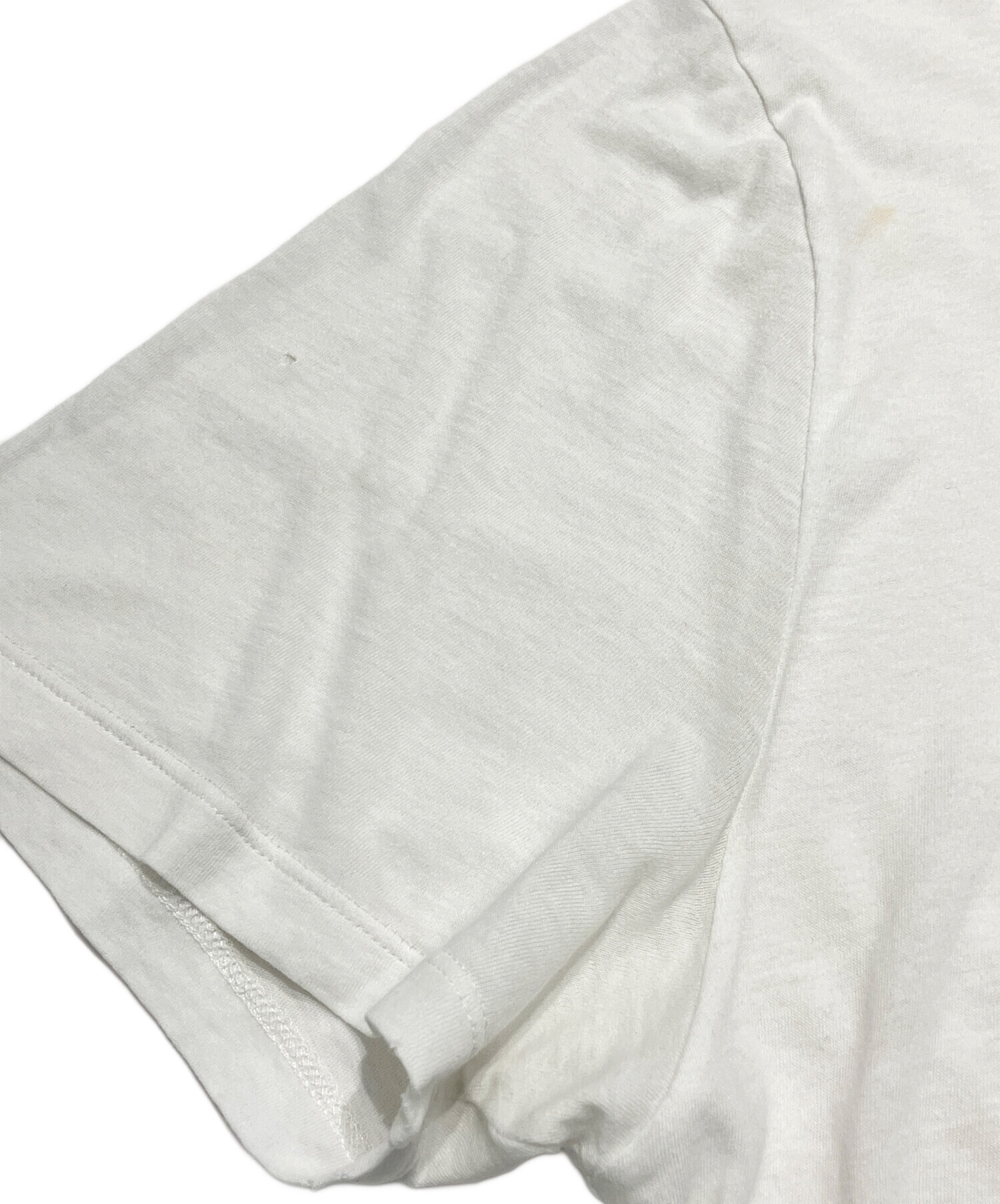 中古・古着通販】GUCCI (グッチ) ダメージ加工ロゴTシャツ 中古・古着通販】GUCCI (グッチ) ダメージ加工ロゴTシャツ