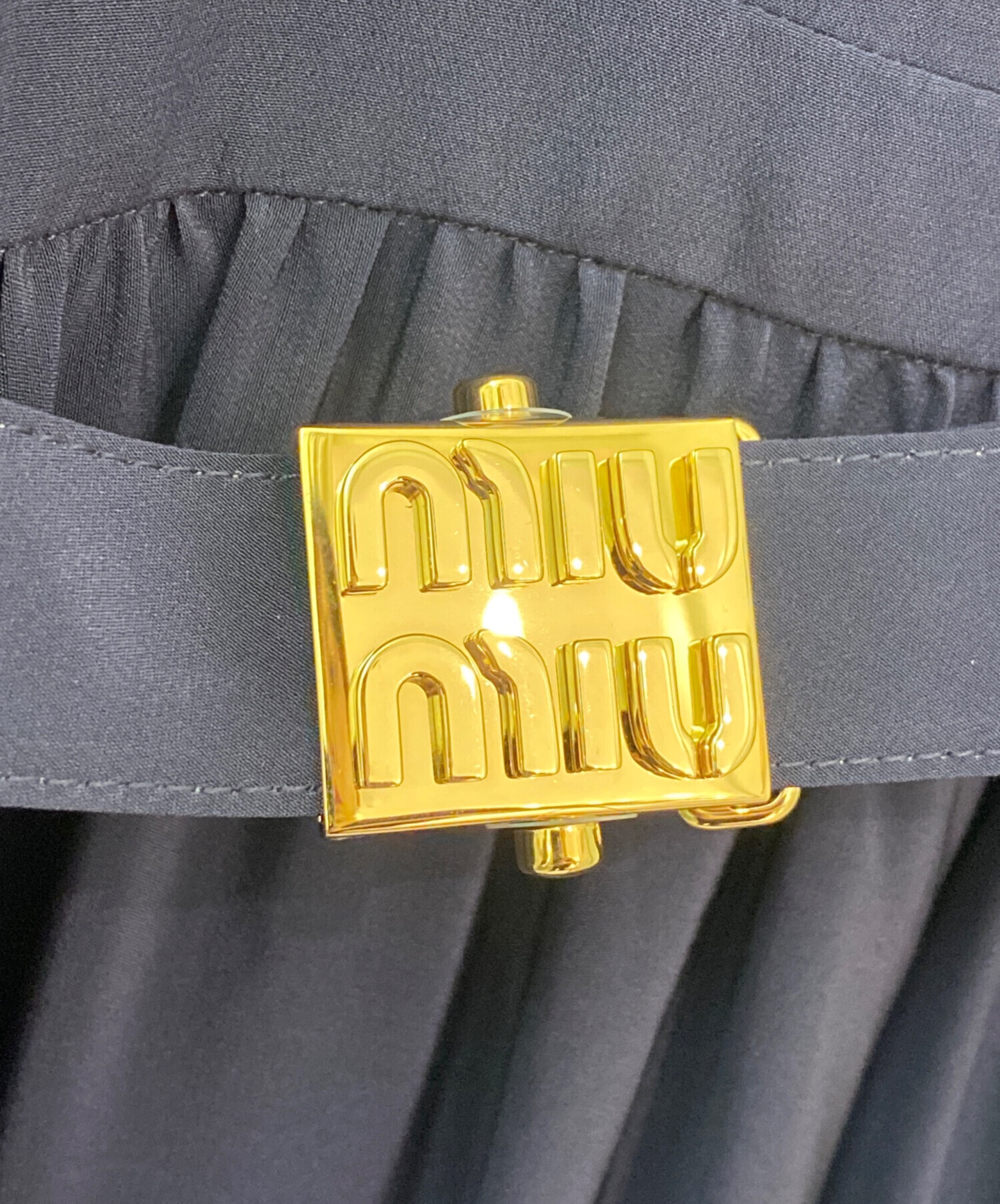 中古・古着通販】MIU MIU (ミュウミュウ) ロゴベルトシルクワンピース