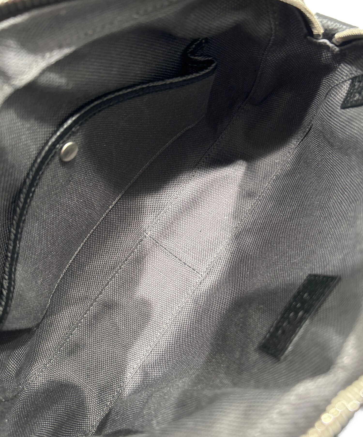 中古・古着通販】GUCCI (グッチ) ロゴレザーショルダーバッグ ブラック
