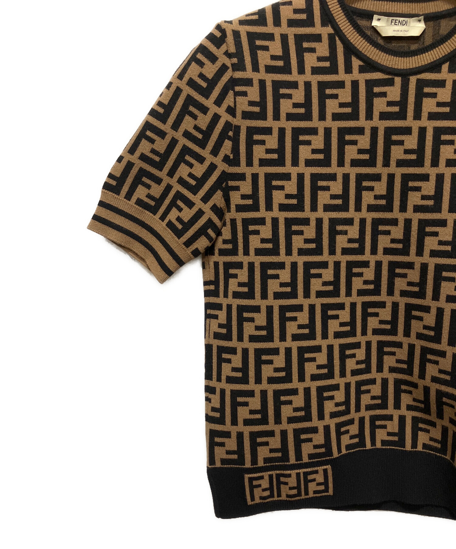 FENDI フェンディ ズッカ柄 半袖ニット ブラウン フェンディ FENDI ニット ズッカ柄 レーヨン 半袖ニット レディース