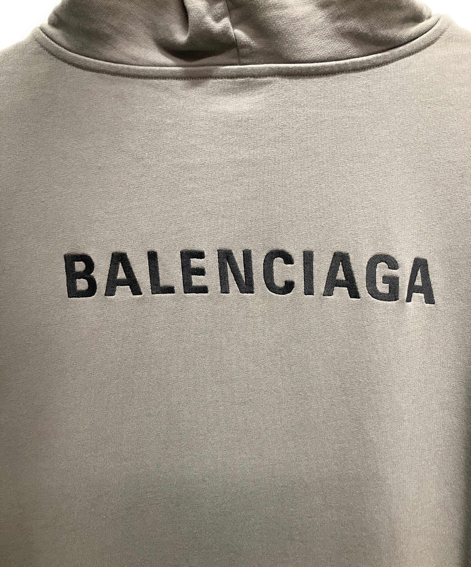 中古・古着通販】BALENCIAGA (バレンシアガ) ロゴ刺繍プルオーバー 