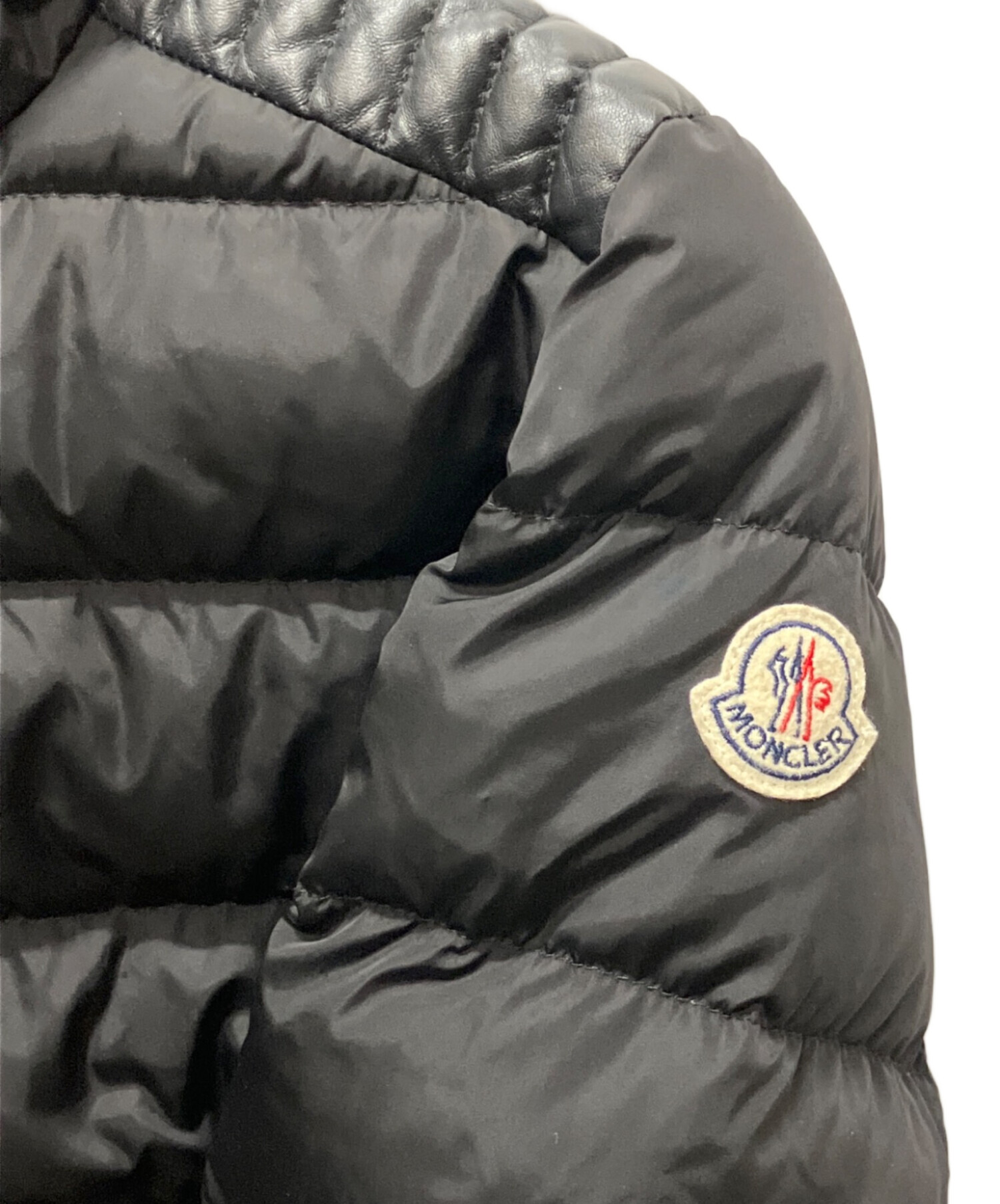 美品！Moncler TALEVE 1サイズ ブラック MONCLER モンクレール ダウンジャケット TALEVE タレヴ 1A00125 5963V