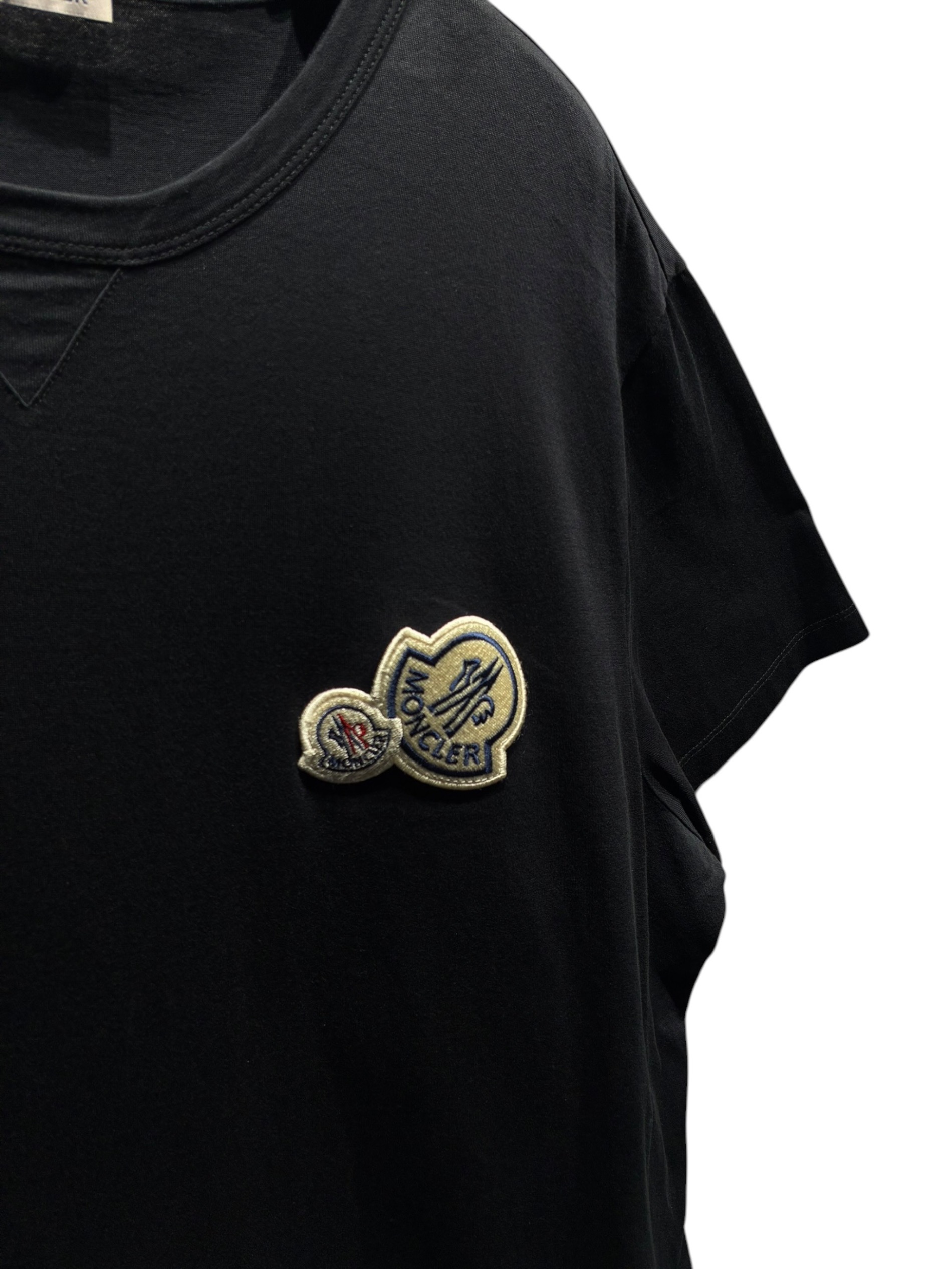 中古・古着通販】MONCLER (モンクレール) ロゴワッペンTシャツ