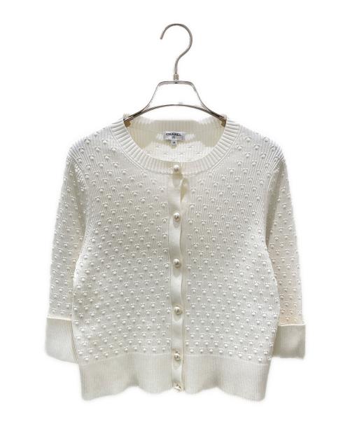 CHANEL ホワイト ボタン付きスカート 38 中古・古着通販】CHANEL (シャネル) パールボタンカーディガン