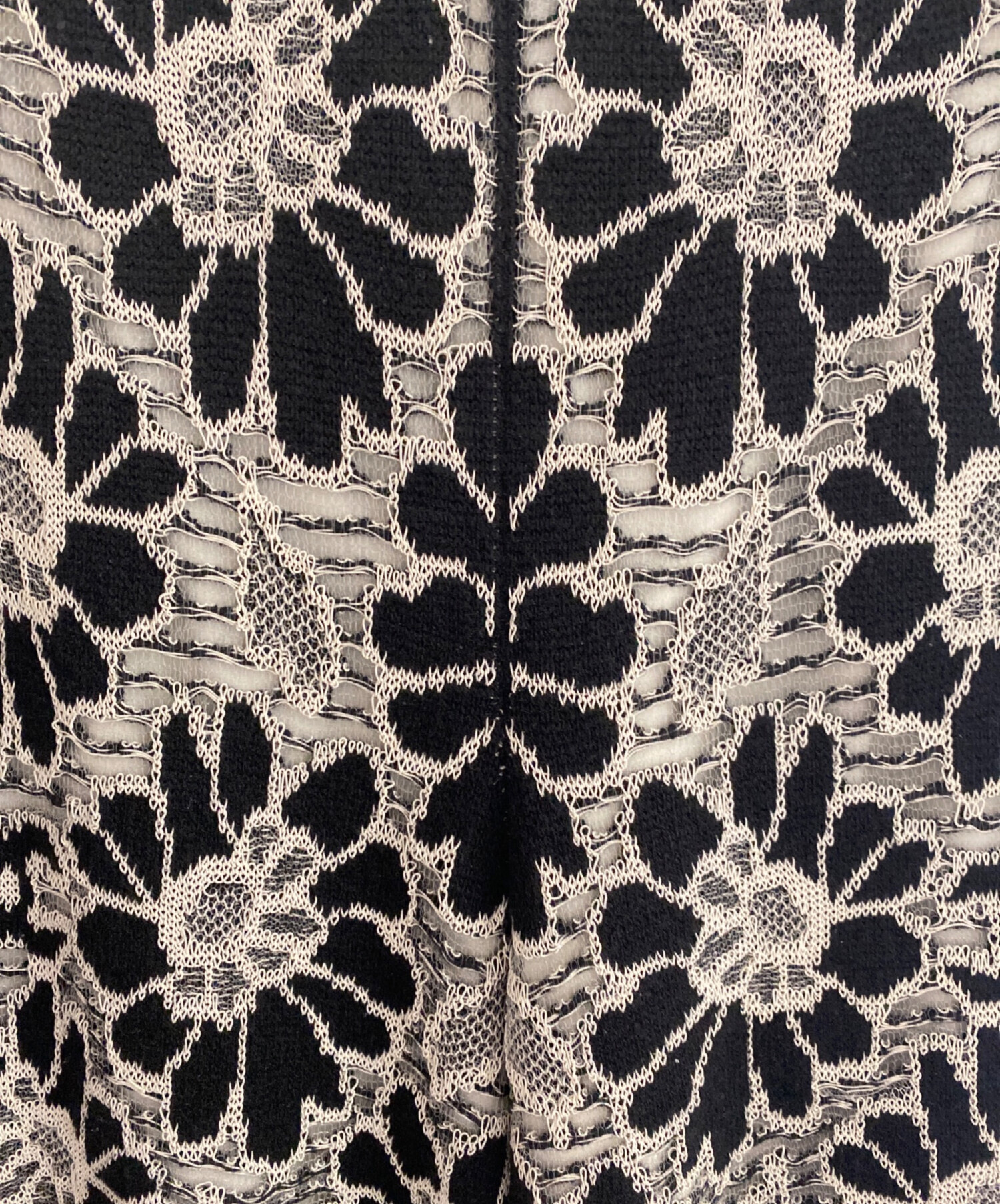 中古・古着通販】CHANEL (シャネル) 刺繍ニットパンツ ブラック