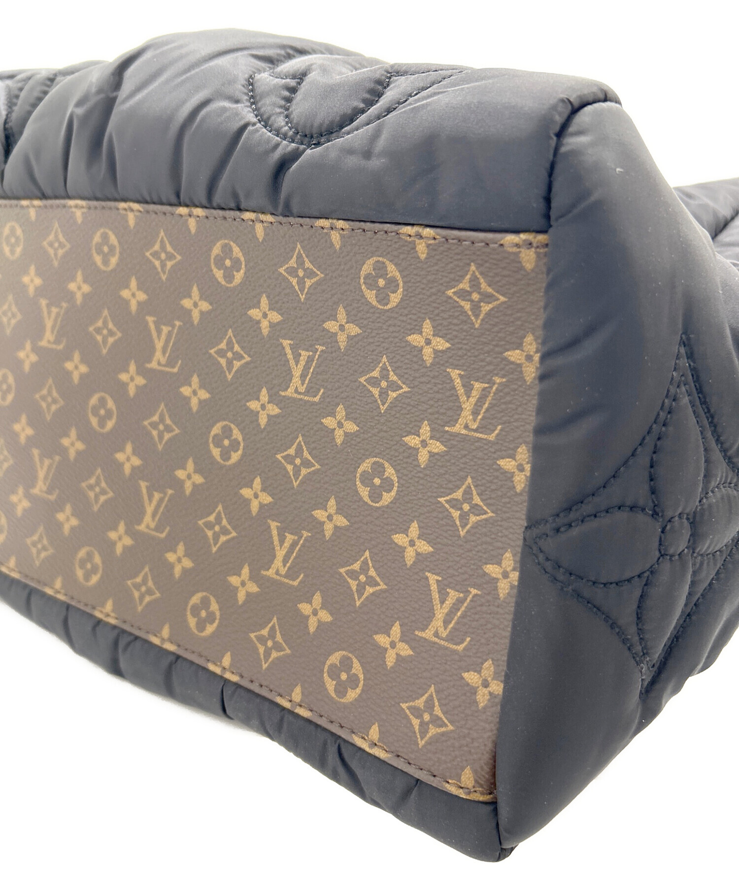 中古・古着通販】LOUIS VUITTON (ルイ ヴィトン) LVピロー オンザゴー 