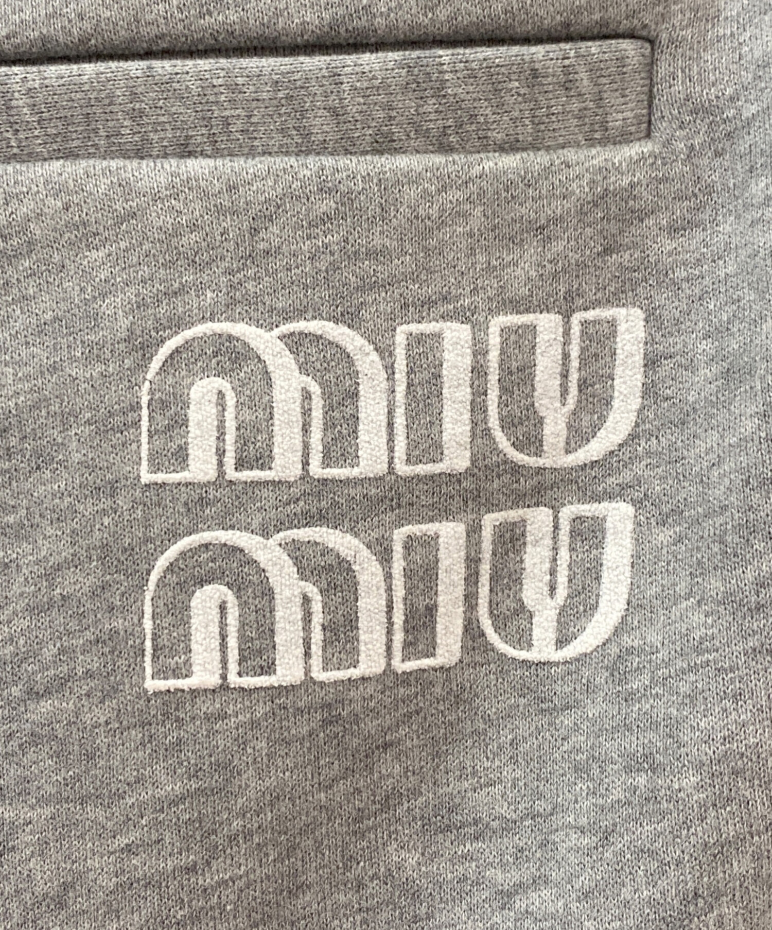 Zu-haMiuMiu　ハーフパンツ　レディース　38サイズ　ミュウミュウ 中古・古着通販】MIU MIU (ミュウミュウ) スウェットスタッズハーフ
