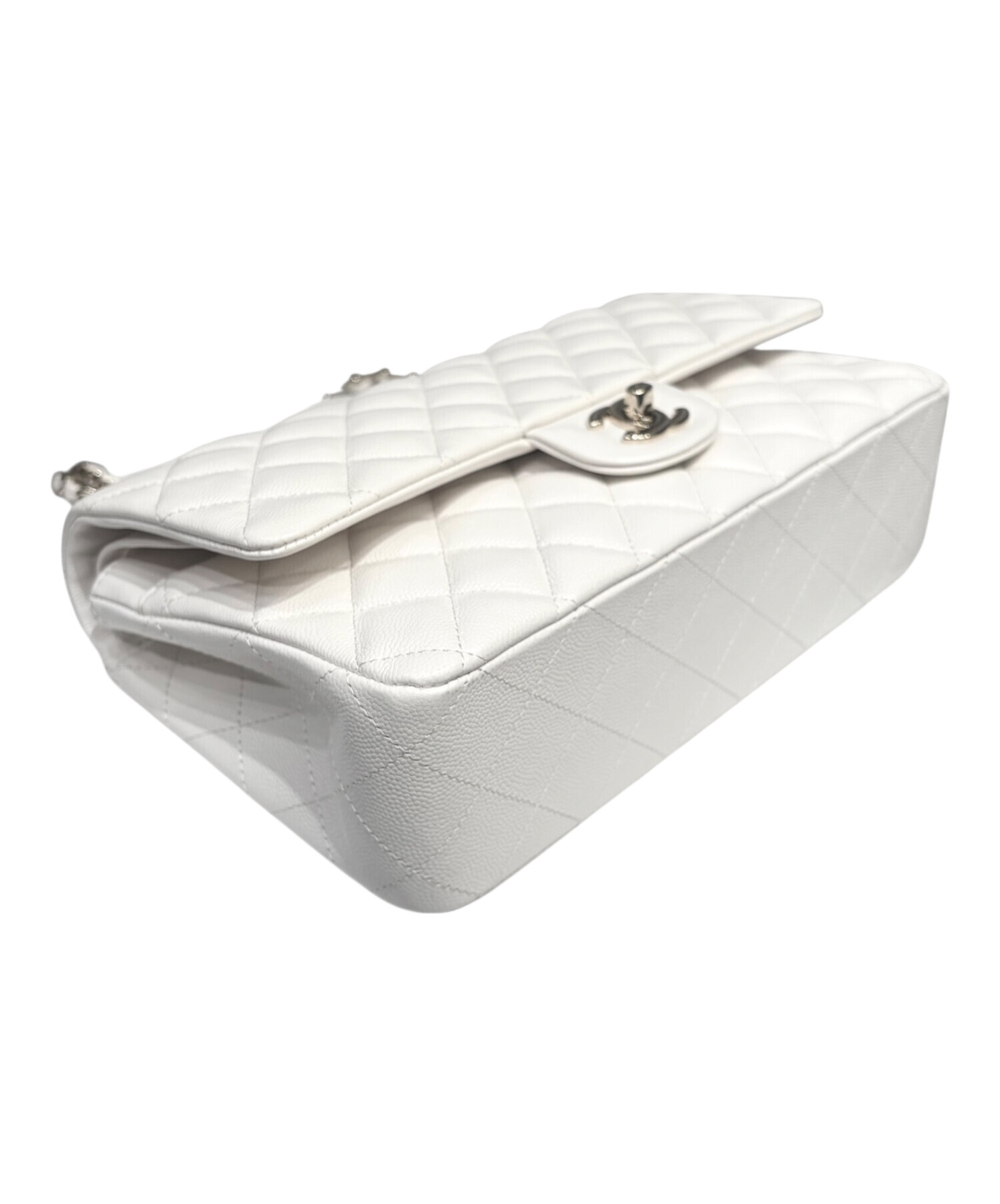 シャネル マトラッセ エナメル ホワイト 25 中古・古着通販】CHANEL (シャネル) マトラッセ 25 ホワイト サイズ:25