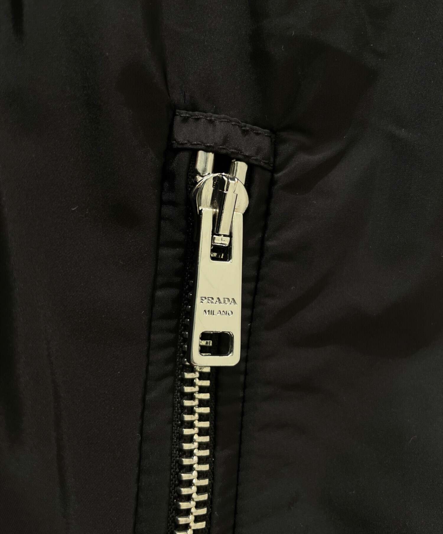 中古・古着通販】PRADA (プラダ) ロゴプレートナイロンジャケット